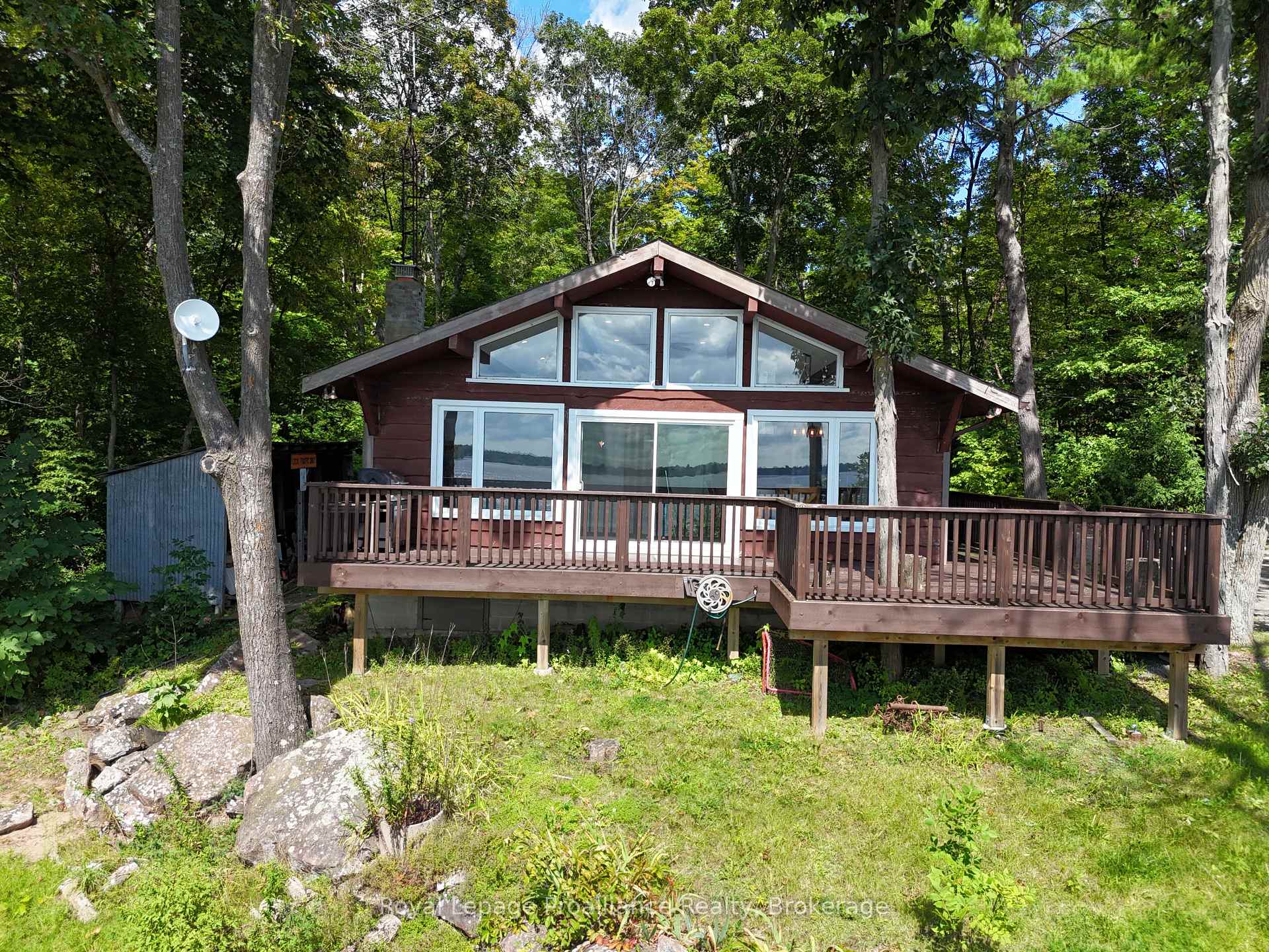 Photo 1 of 214 Lakeview Lane, Tweed, Hungerford (Twp) — HOMEH
