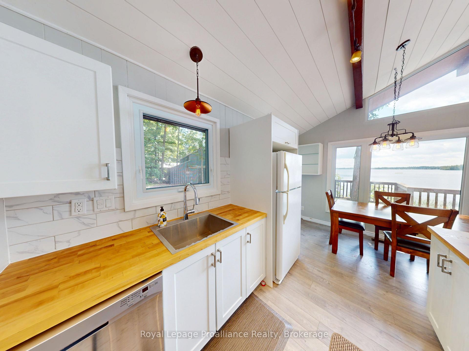 Photo 17 of 214 Lakeview Lane, Tweed, Hungerford (Twp) — HOMEH