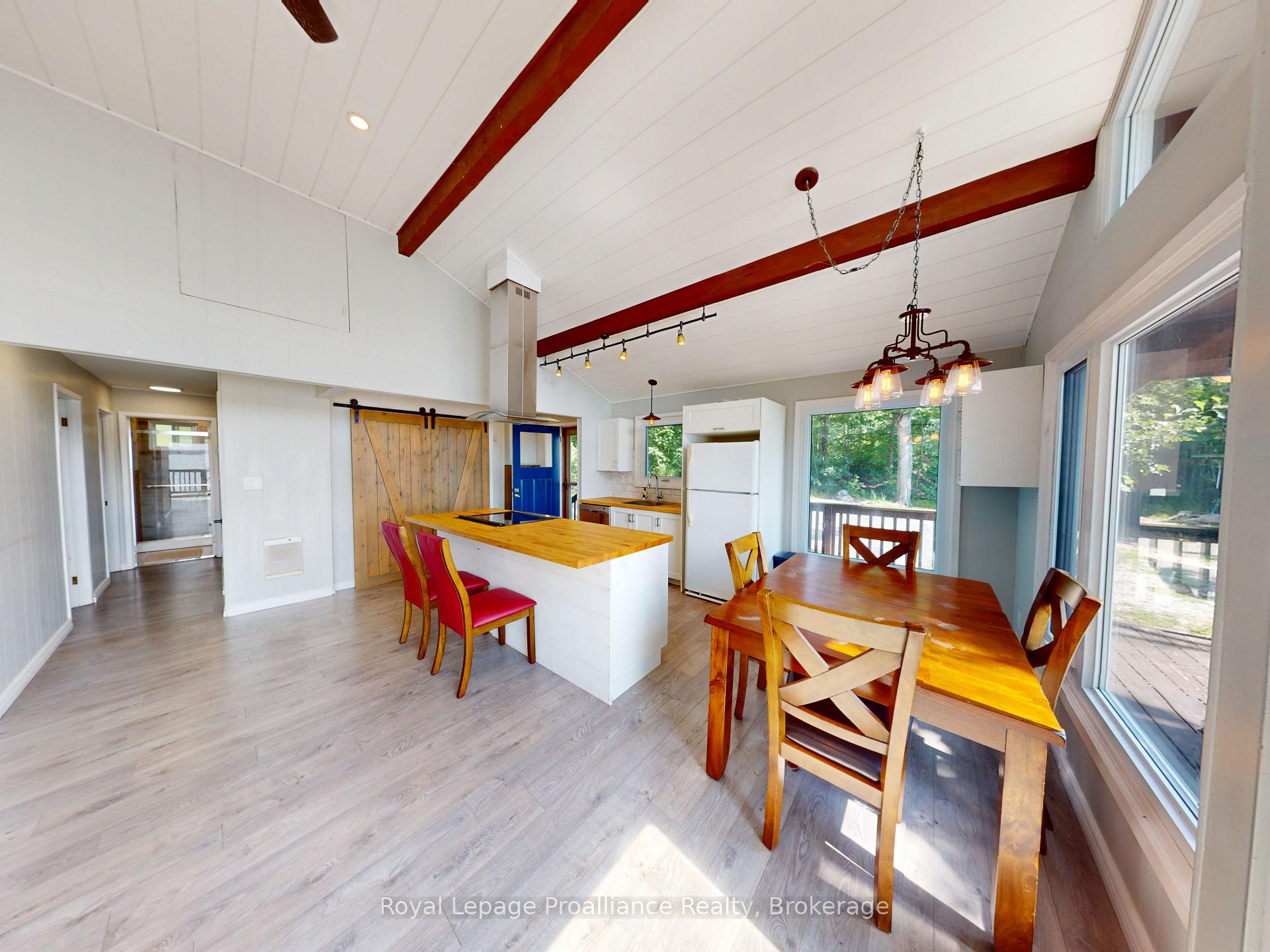 Photo 18 of 214 Lakeview Lane, Tweed, Hungerford (Twp) — HOMEH