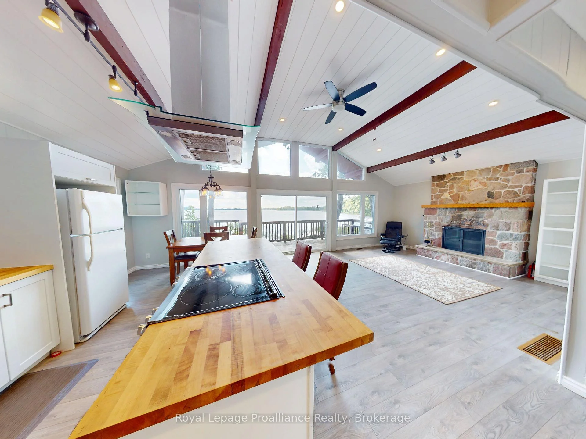 Photo 7 of 214 Lakeview Lane, Tweed, Hungerford (Twp) — HOMEH