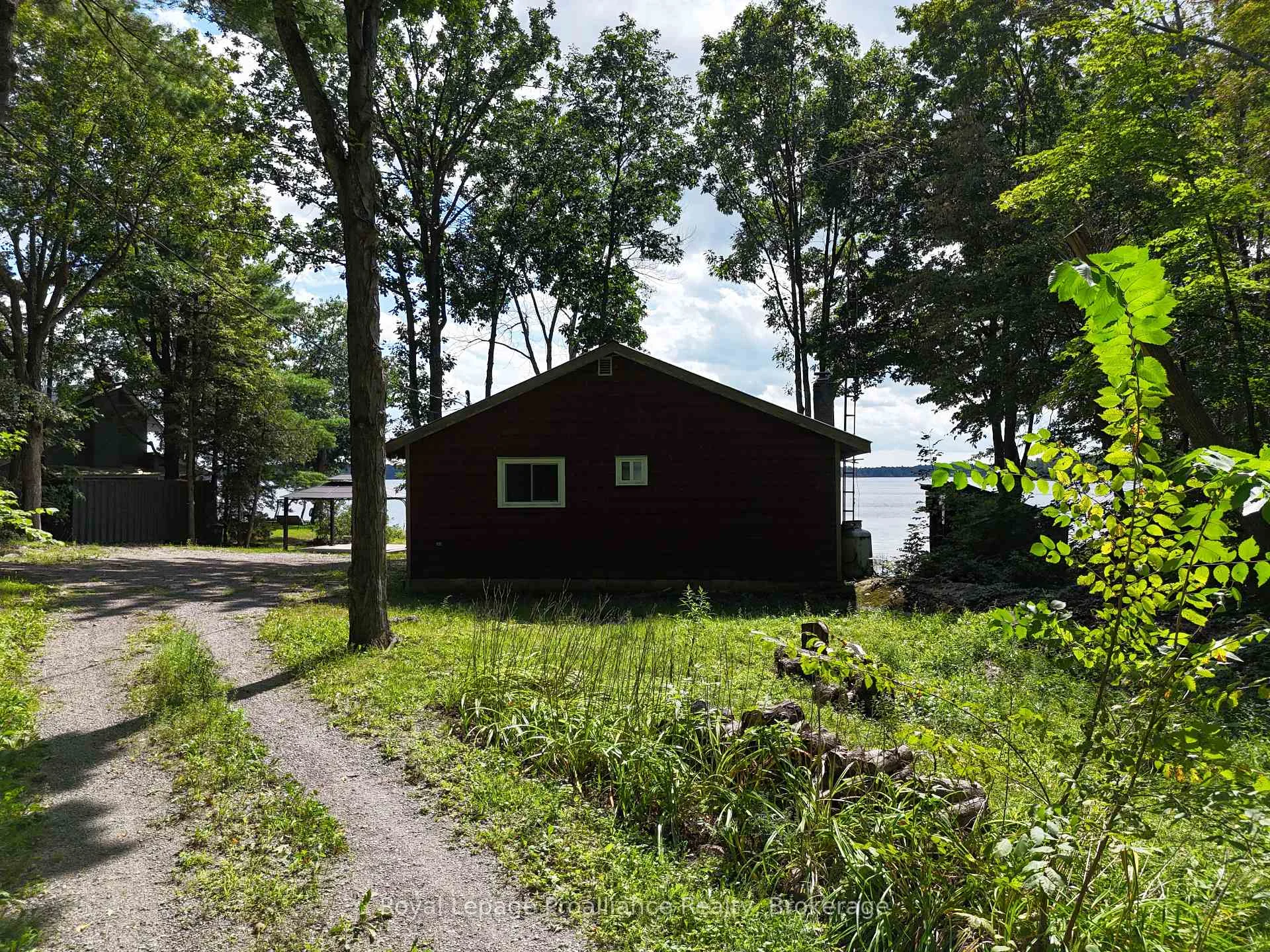 Photo 10 of 214 Lakeview Lane, Tweed, Hungerford (Twp) — HOMEH