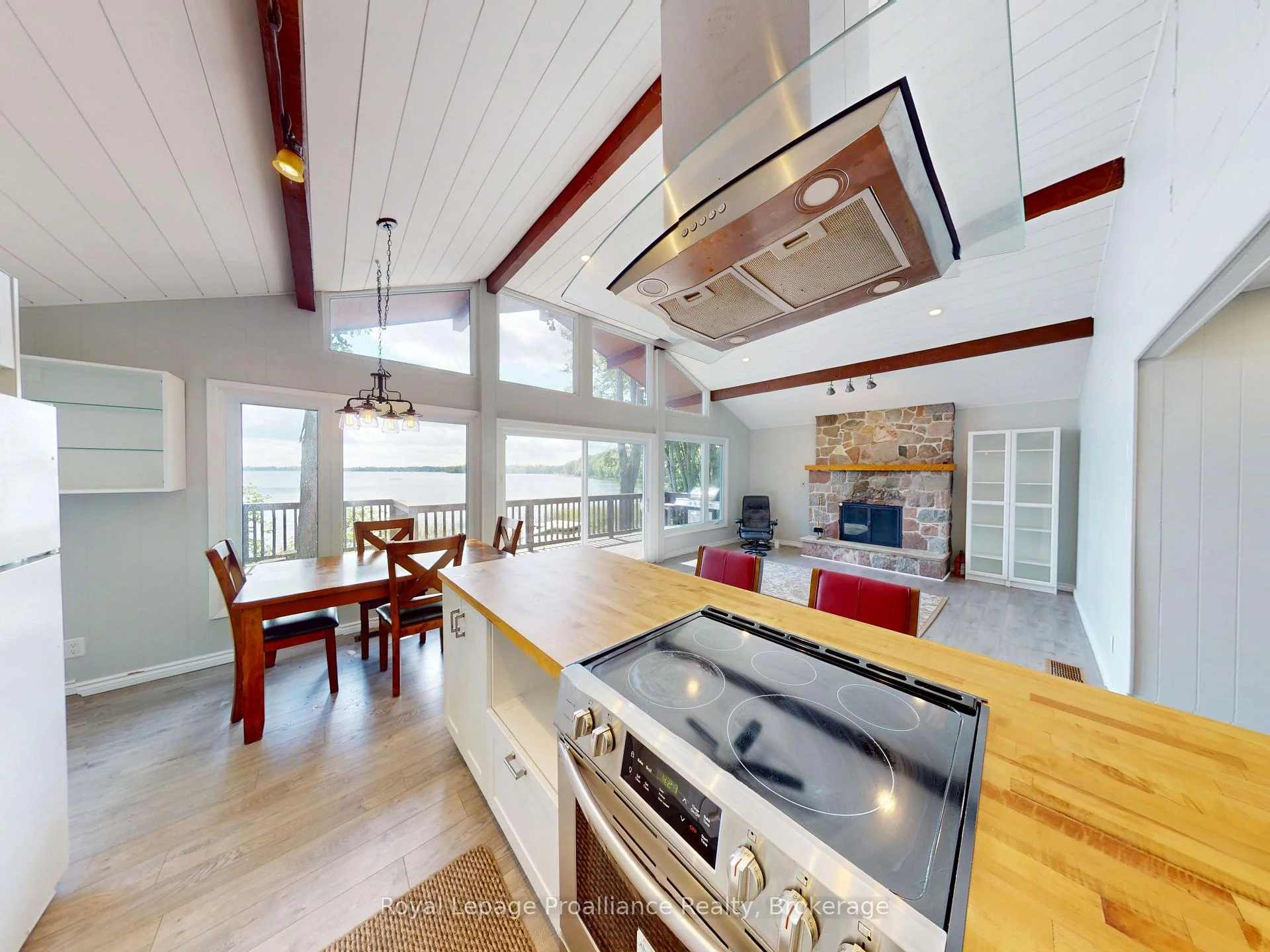 Photo 16 of 214 Lakeview Lane, Tweed, Hungerford (Twp) — HOMEH