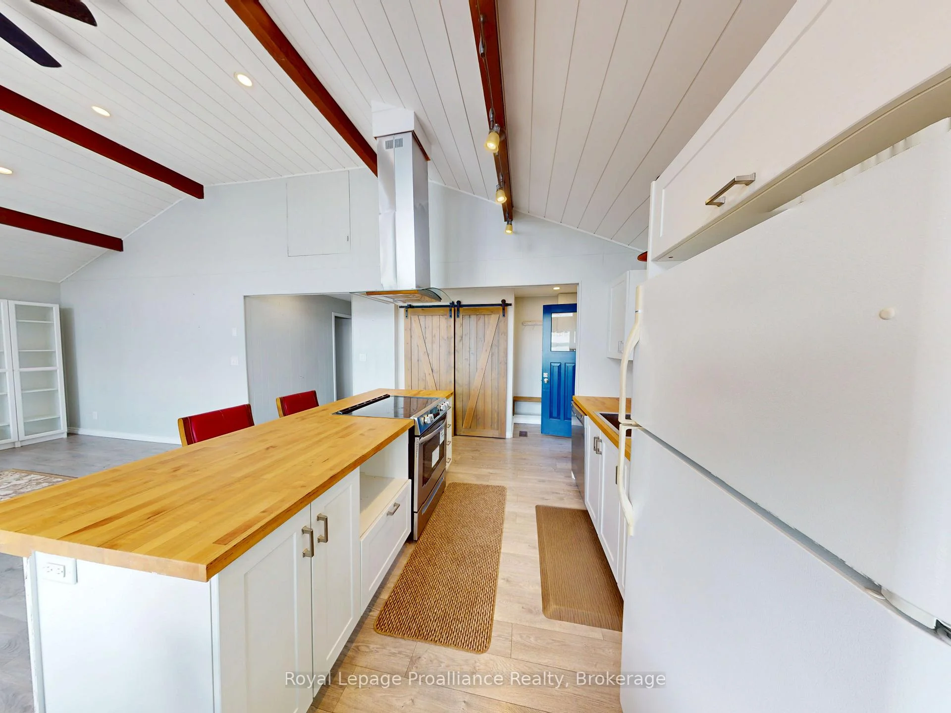 Photo 20 of 214 Lakeview Lane, Tweed, Hungerford (Twp) — HOMEH