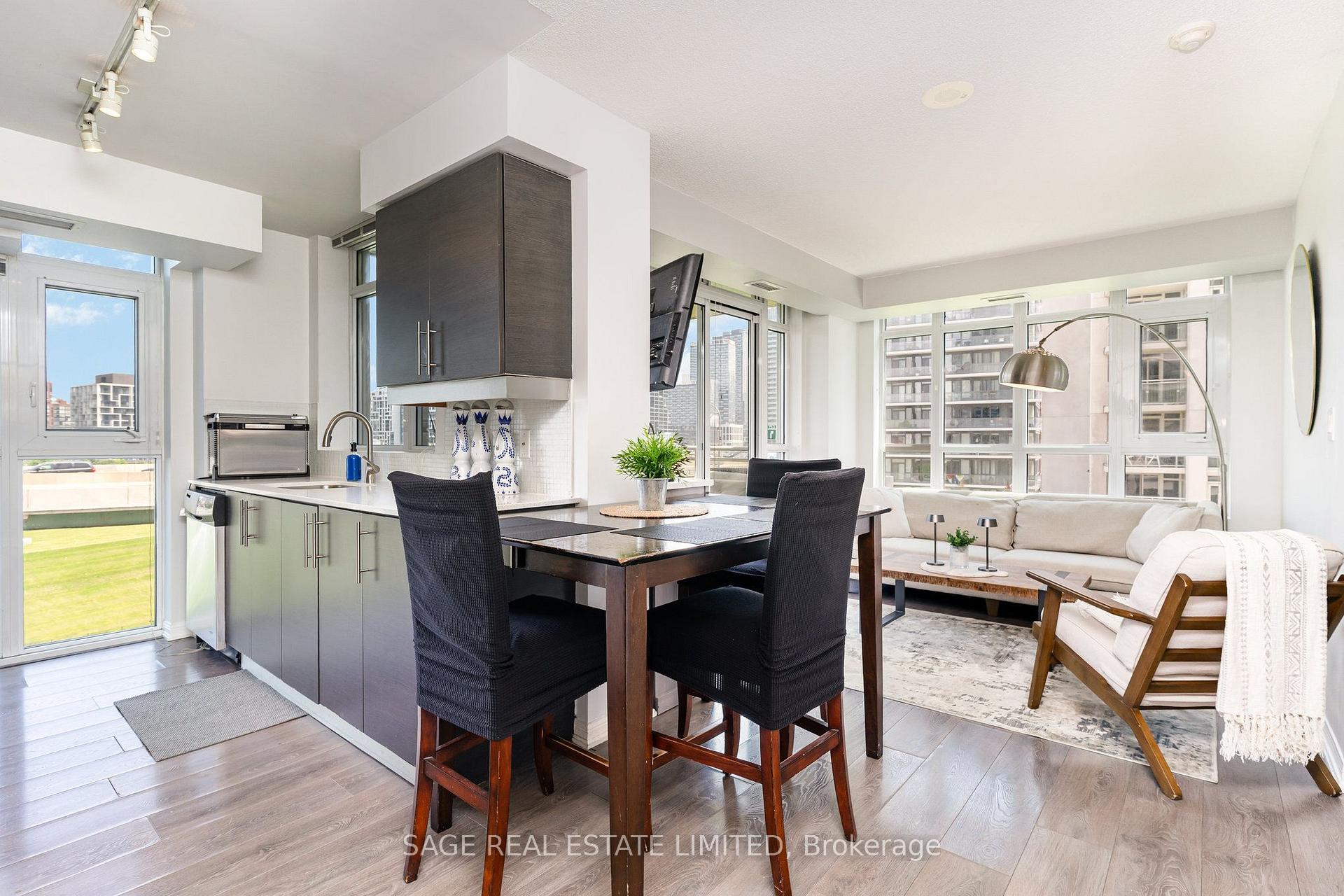 Photo 5 of Unit 1019, 35 Bastion Street, Toronto, Niagara — HOMEH