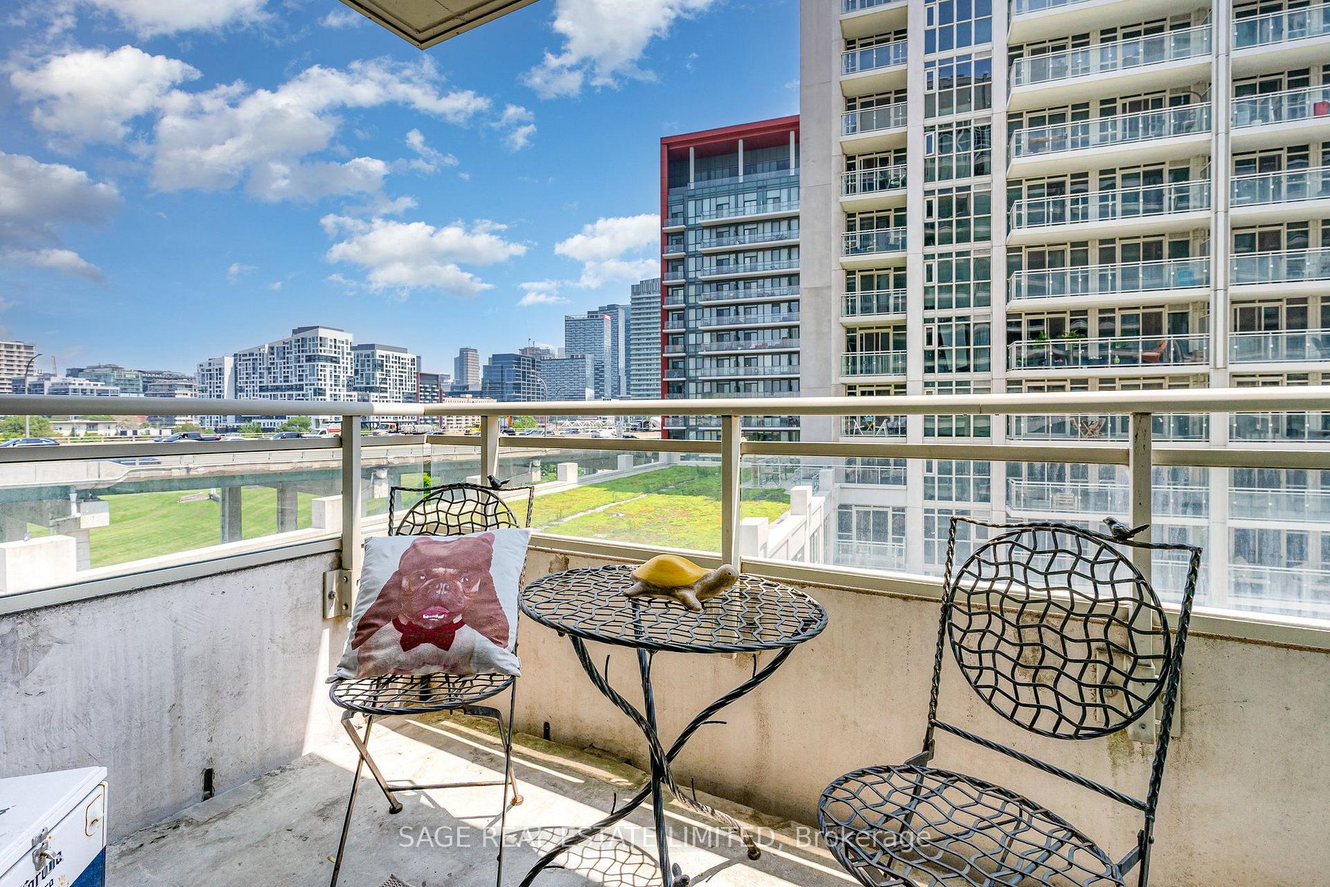 Photo 17 of Unit 1019, 35 Bastion Street, Toronto, Niagara — HOMEH