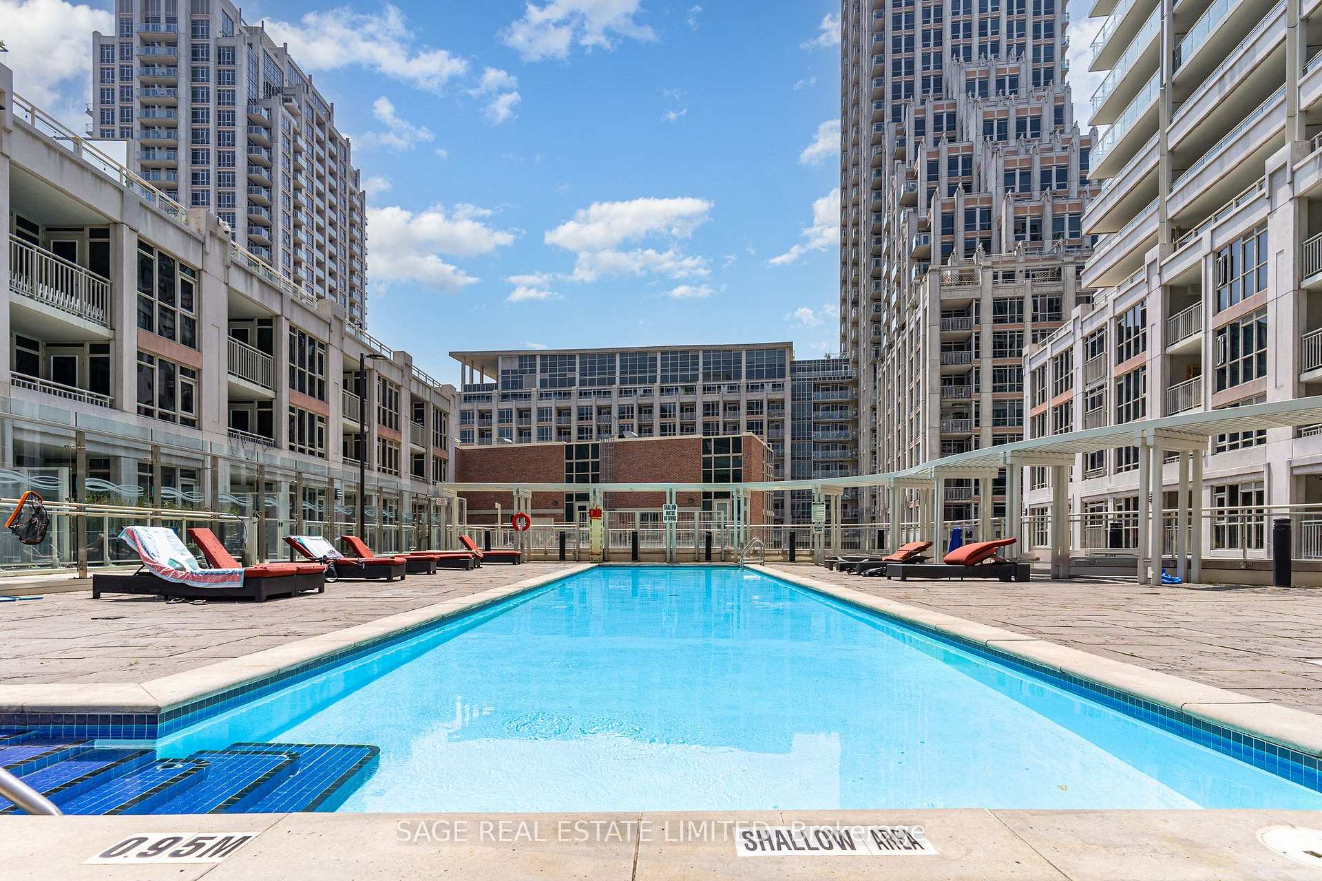 Photo 22 of Unit 1019, 35 Bastion Street, Toronto, Niagara — HOMEH