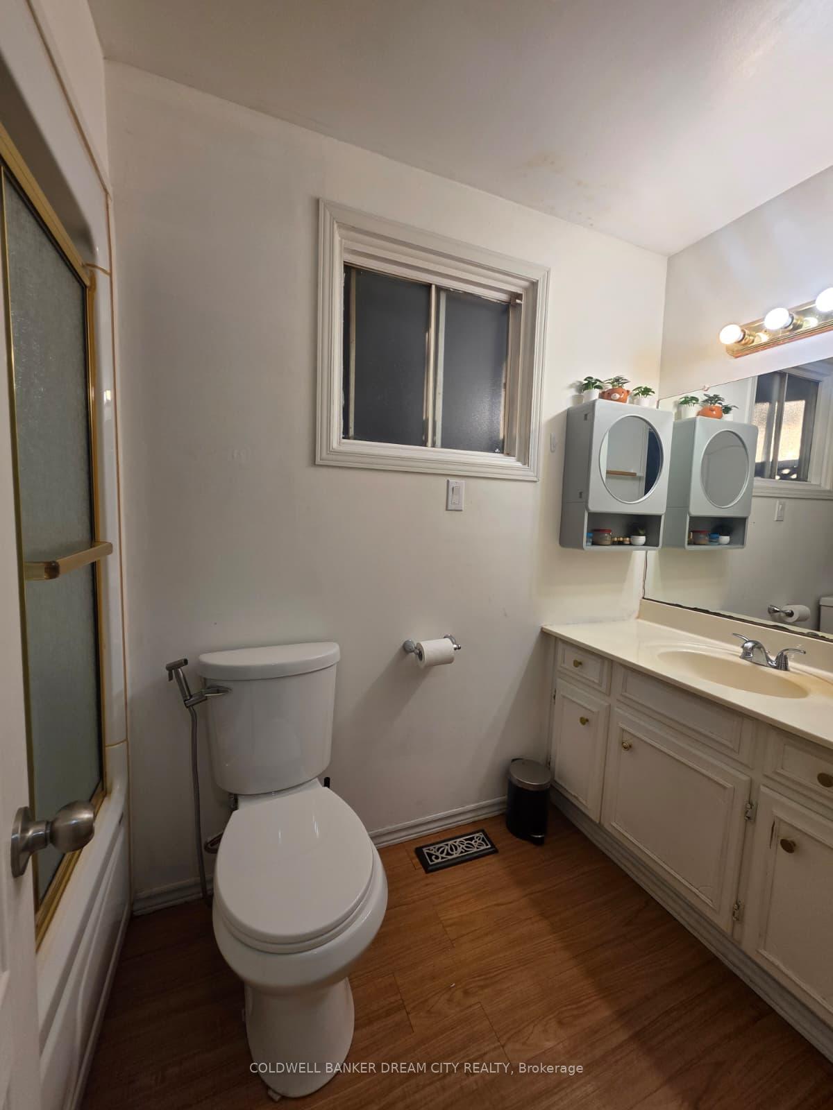 Photo 6 of 120 Hahn Avenue, Cambridge, Silver Heights — HOMEH