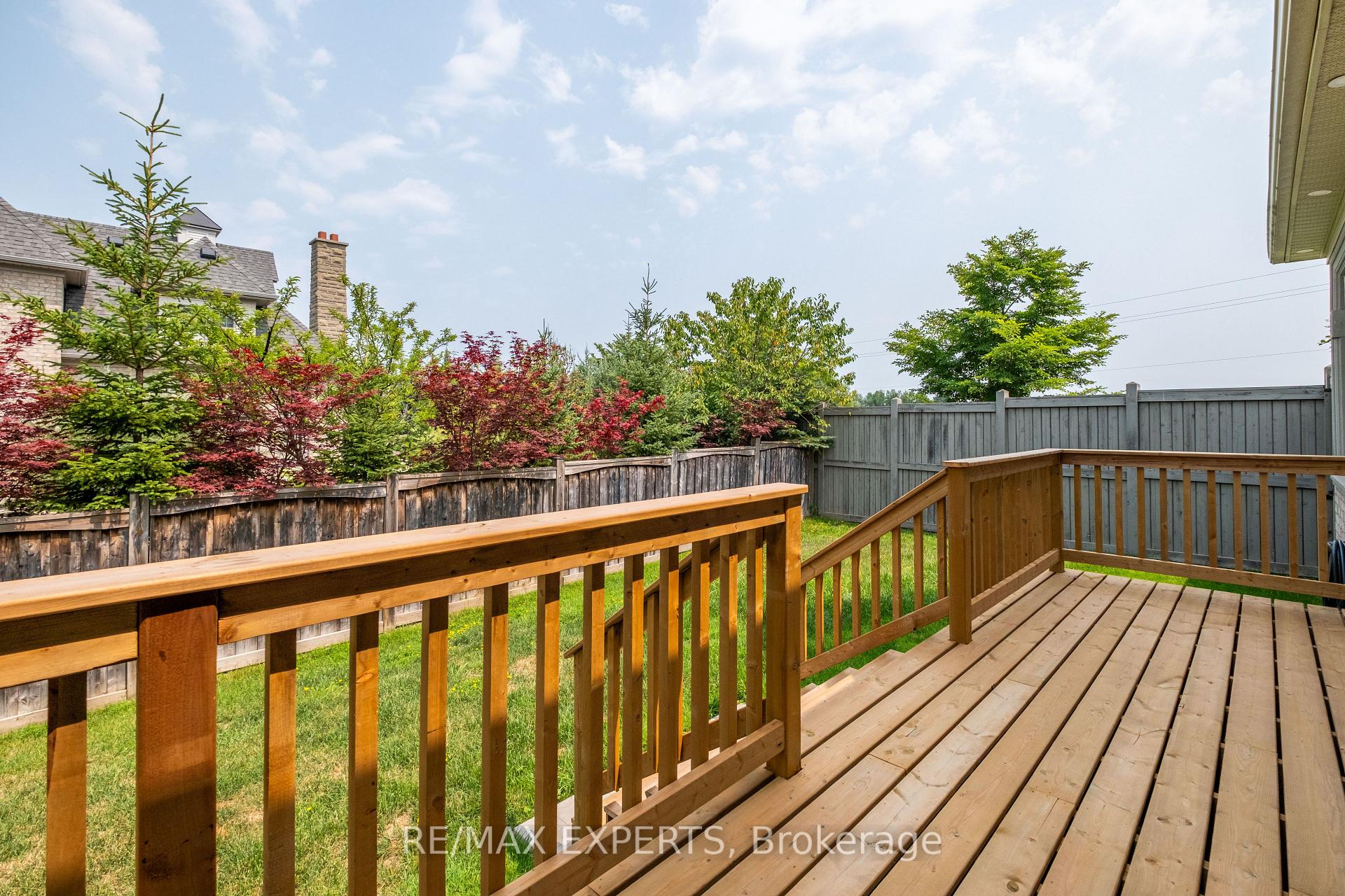 Photo 48 of 12 Valley Point Crescent, King, King City — HOMEH