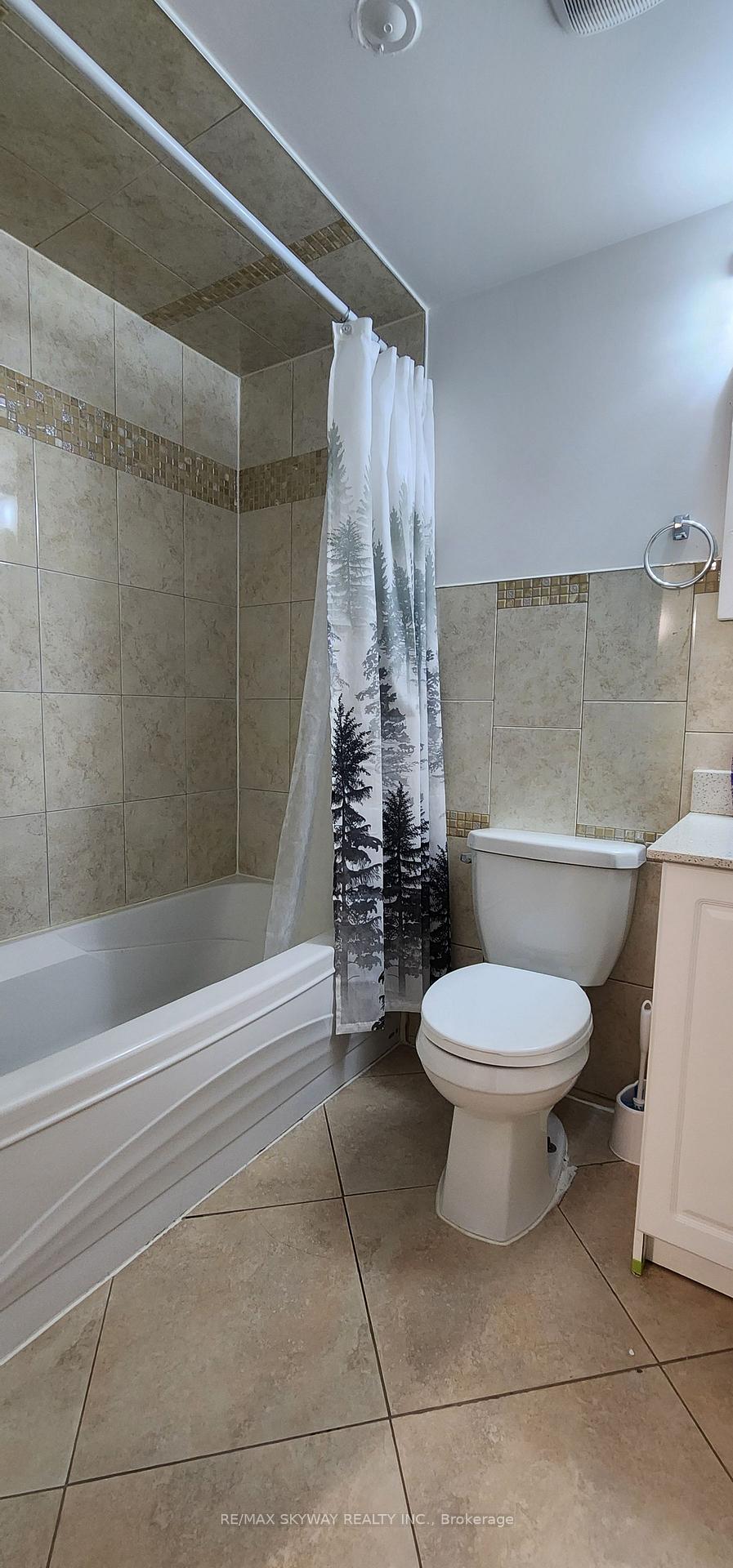 Photo 6 of 68 Cobblehill Crescent, Brampton, Bram East — HOMEH