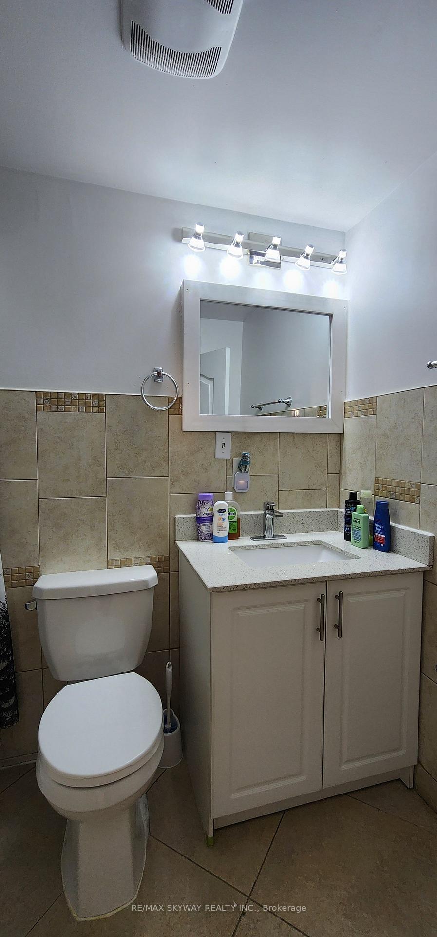 Photo 7 of 68 Cobblehill Crescent, Brampton, Bram East — HOMEH