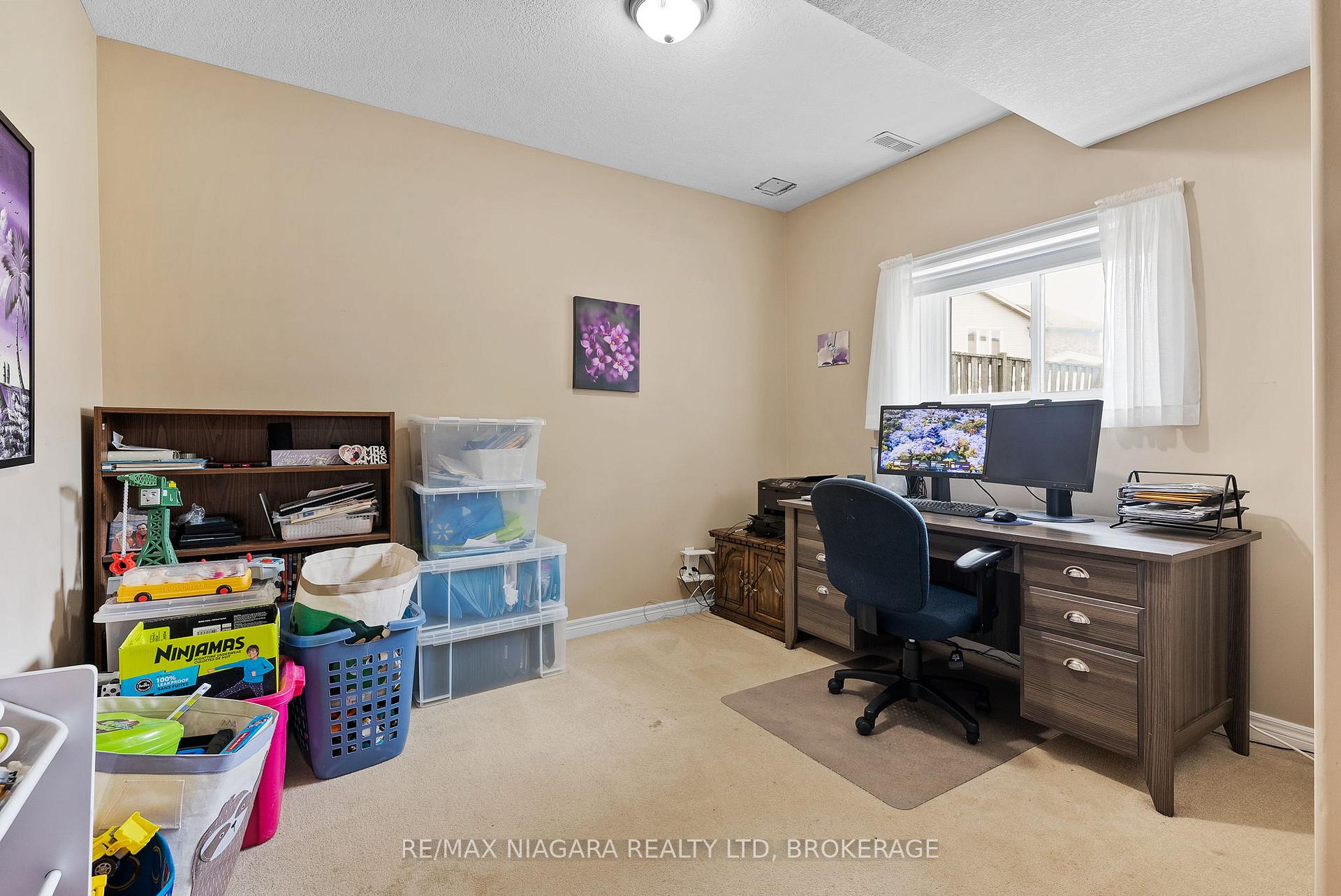 Photo 20 of 230 Wellbrook Avenue, Welland, Prince Charles — HOMEH