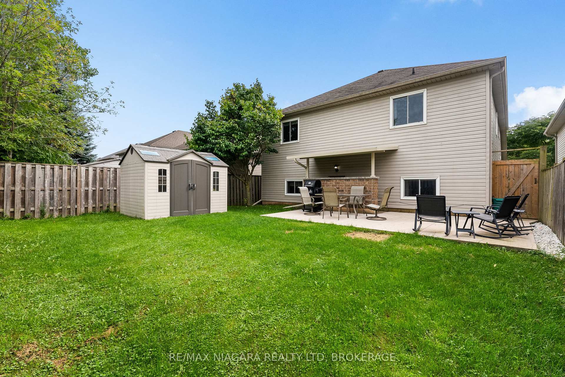 Photo 28 of 230 Wellbrook Avenue, Welland, Prince Charles — HOMEH