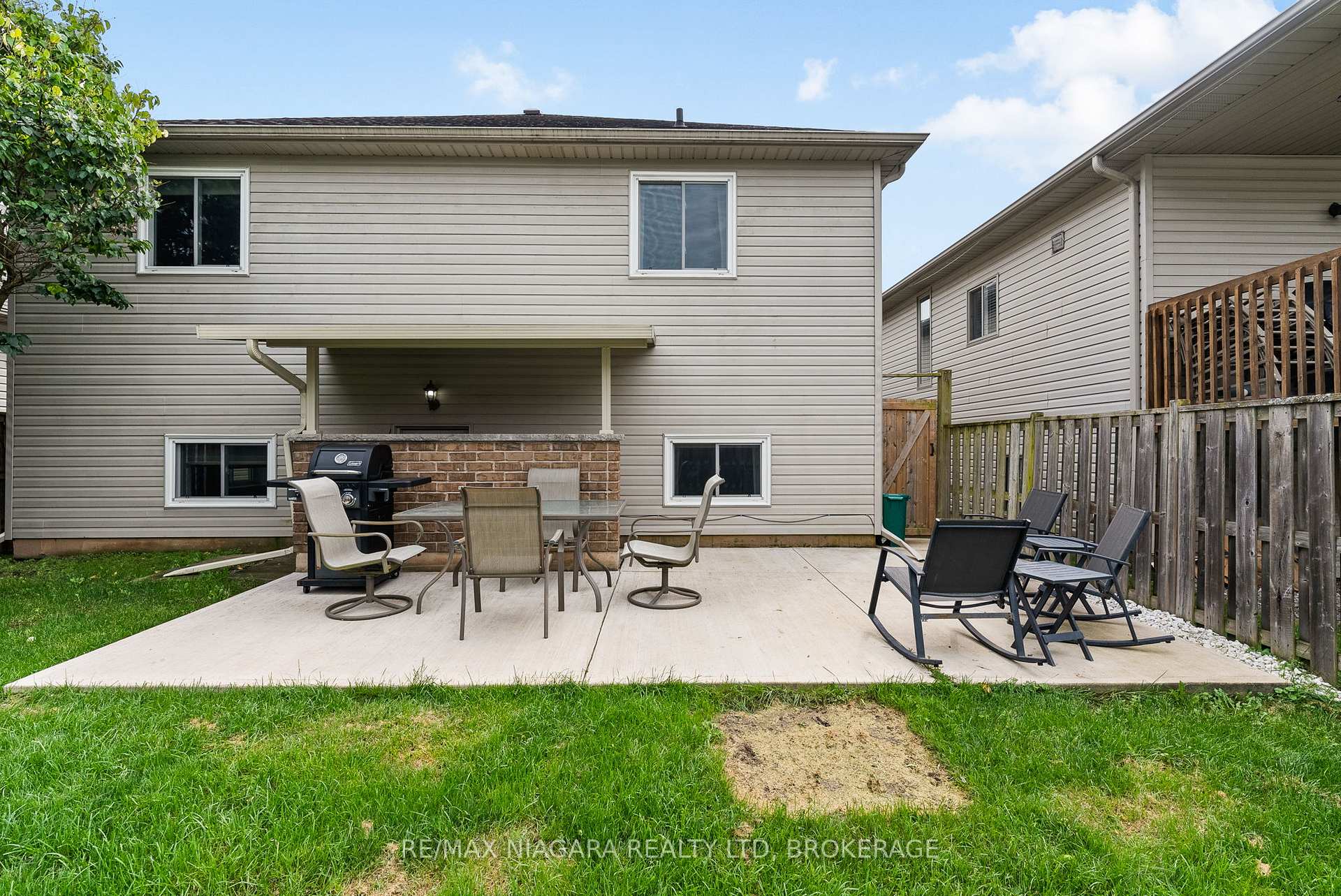Photo 29 of 230 Wellbrook Avenue, Welland, Prince Charles — HOMEH