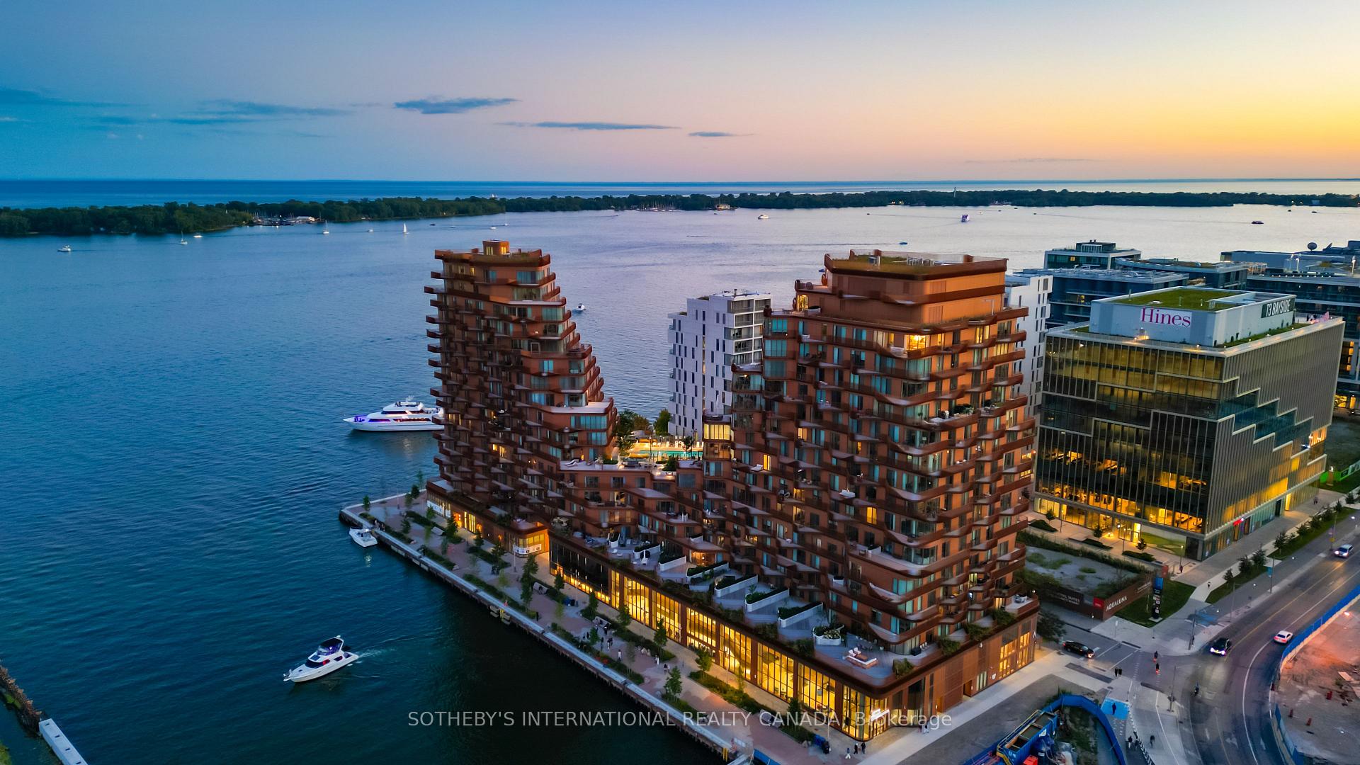Photo 2 of Unit SPH1, 155 Merchants' Wharf, Toronto, Waterfront Communities — HOMEH