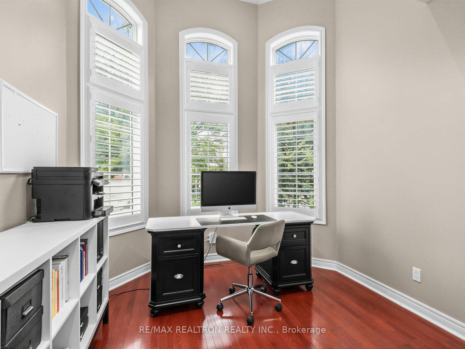 Photo 9 of 222 Birkshire Drive, Aurora, Bayview Wellington — HOMEH
