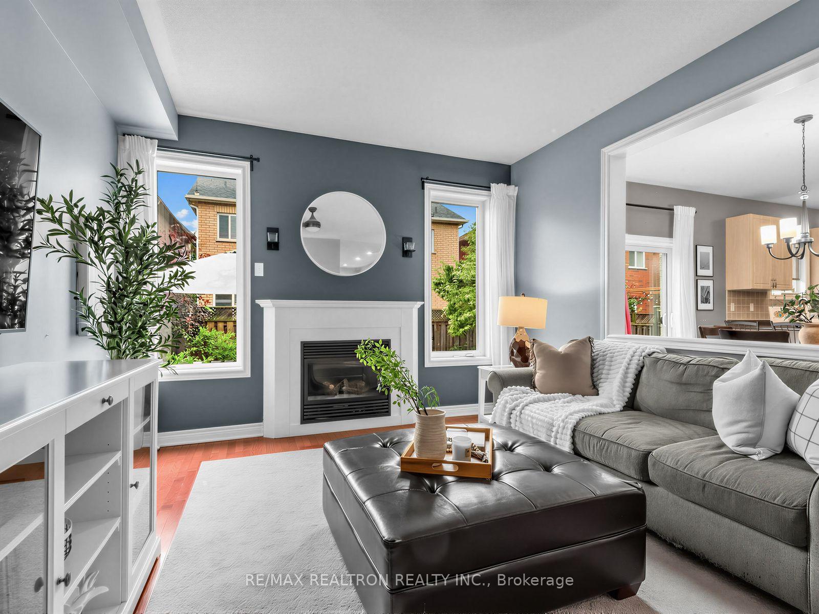 Photo 13 of 222 Birkshire Drive, Aurora, Bayview Wellington — HOMEH