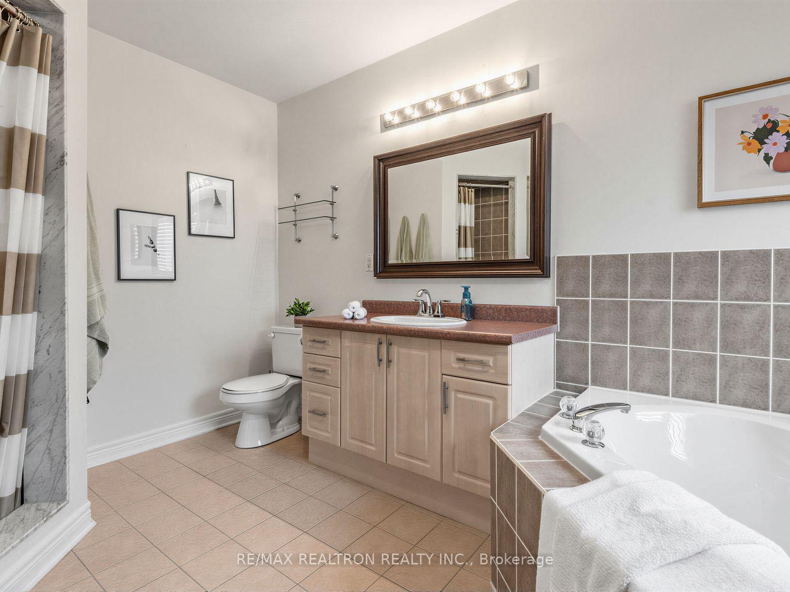 Photo 26 of 222 Birkshire Drive, Aurora, Bayview Wellington — HOMEH