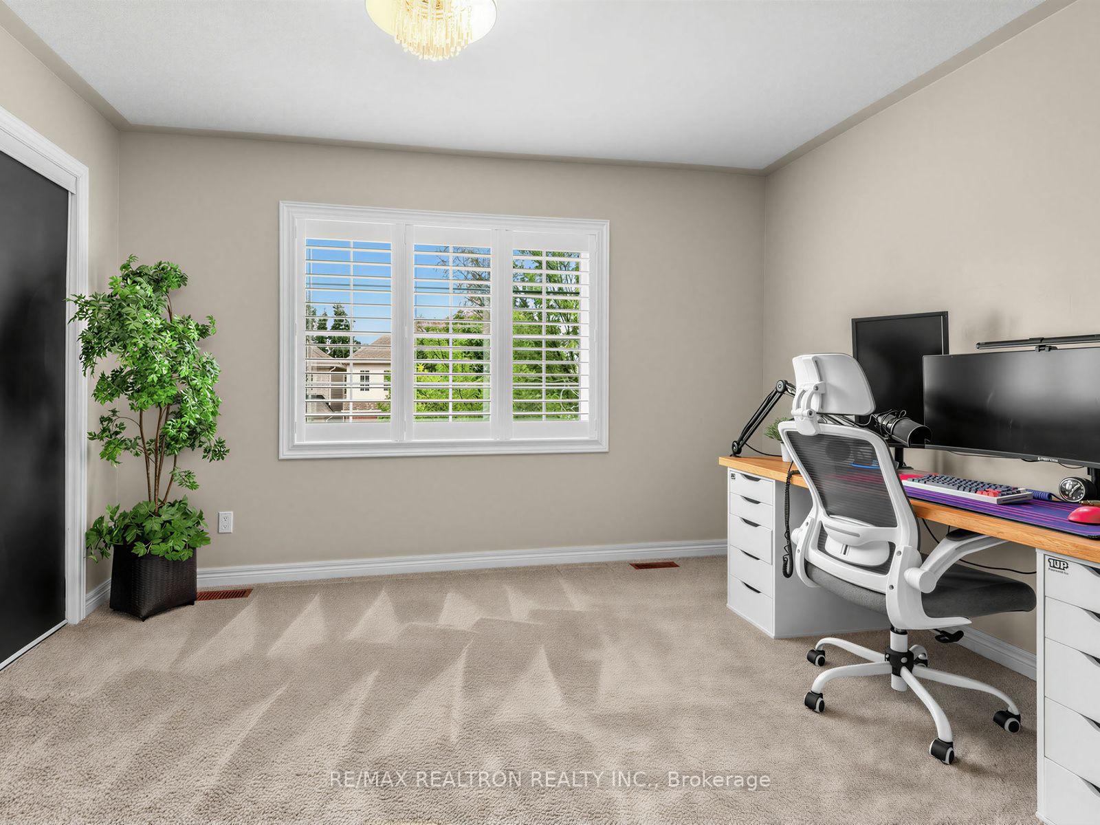 Photo 30 of 222 Birkshire Drive, Aurora, Bayview Wellington — HOMEH