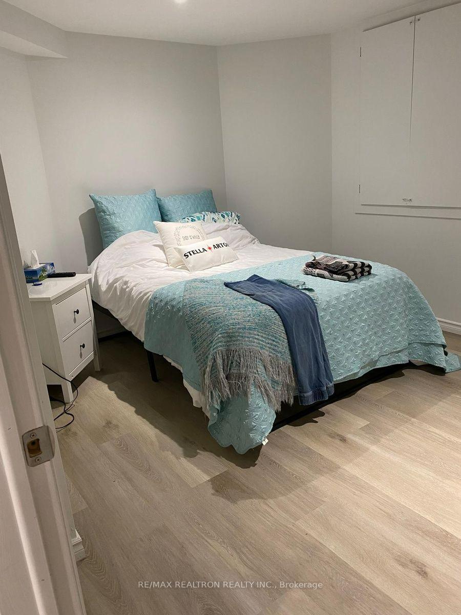 Photo 39 of 222 Birkshire Drive, Aurora, Bayview Wellington — HOMEH