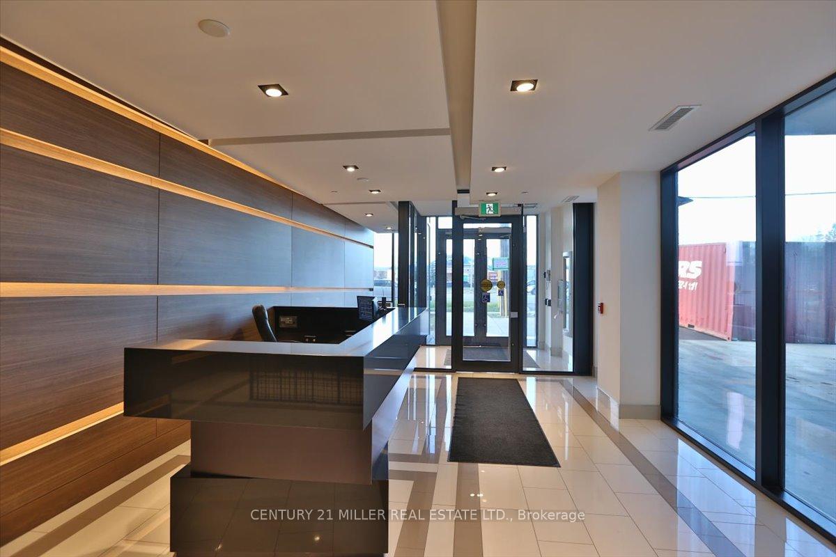 Photo 4 of Unit 614, 5240 Dundas Street, Burlington, Orchard — HOMEH