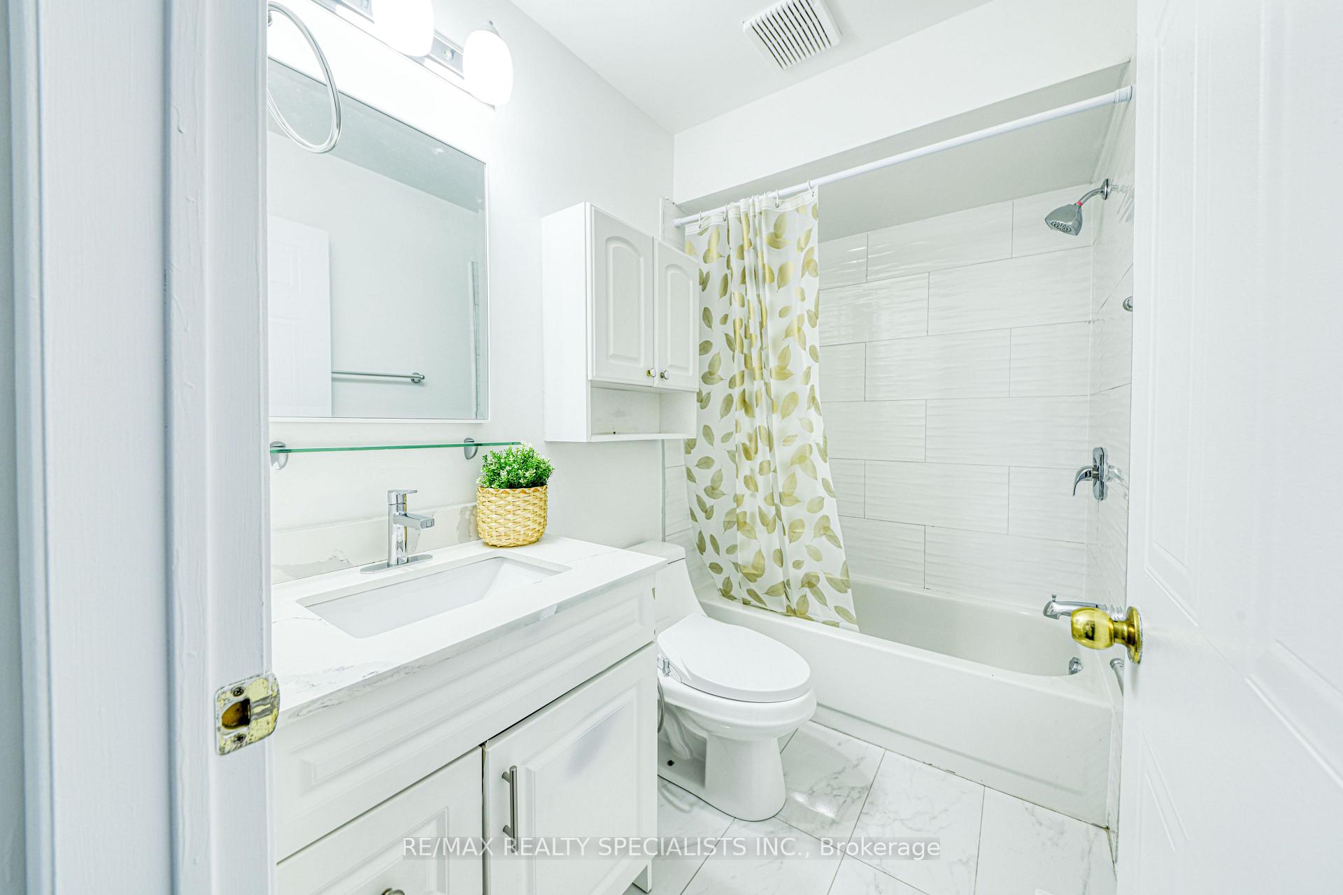 Photo 14 of 35 Softneedle Avenue, Brampton, Sandringham-Wellington — HOMEH