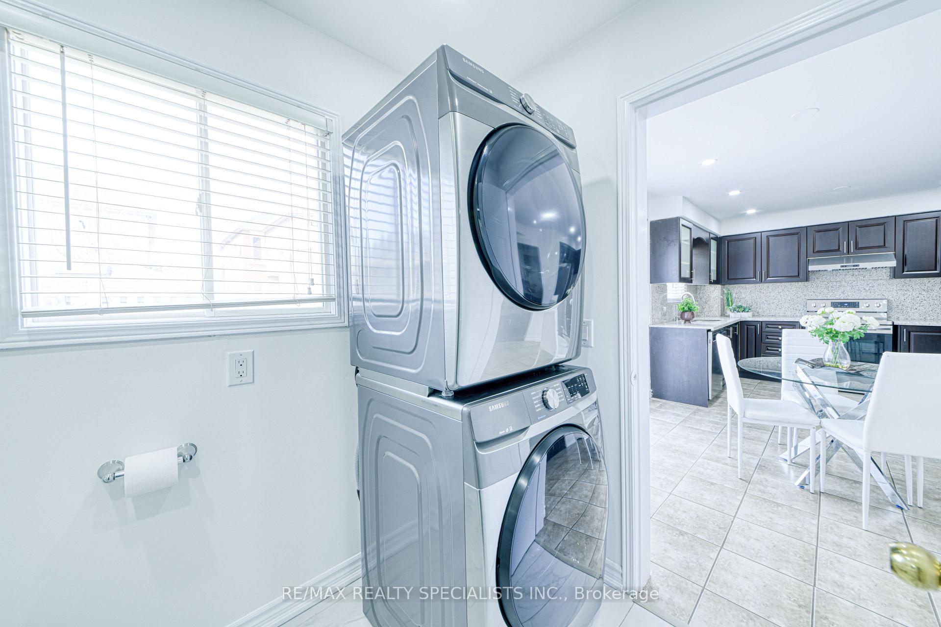 Photo 16 of 35 Softneedle Avenue, Brampton, Sandringham-Wellington — HOMEH