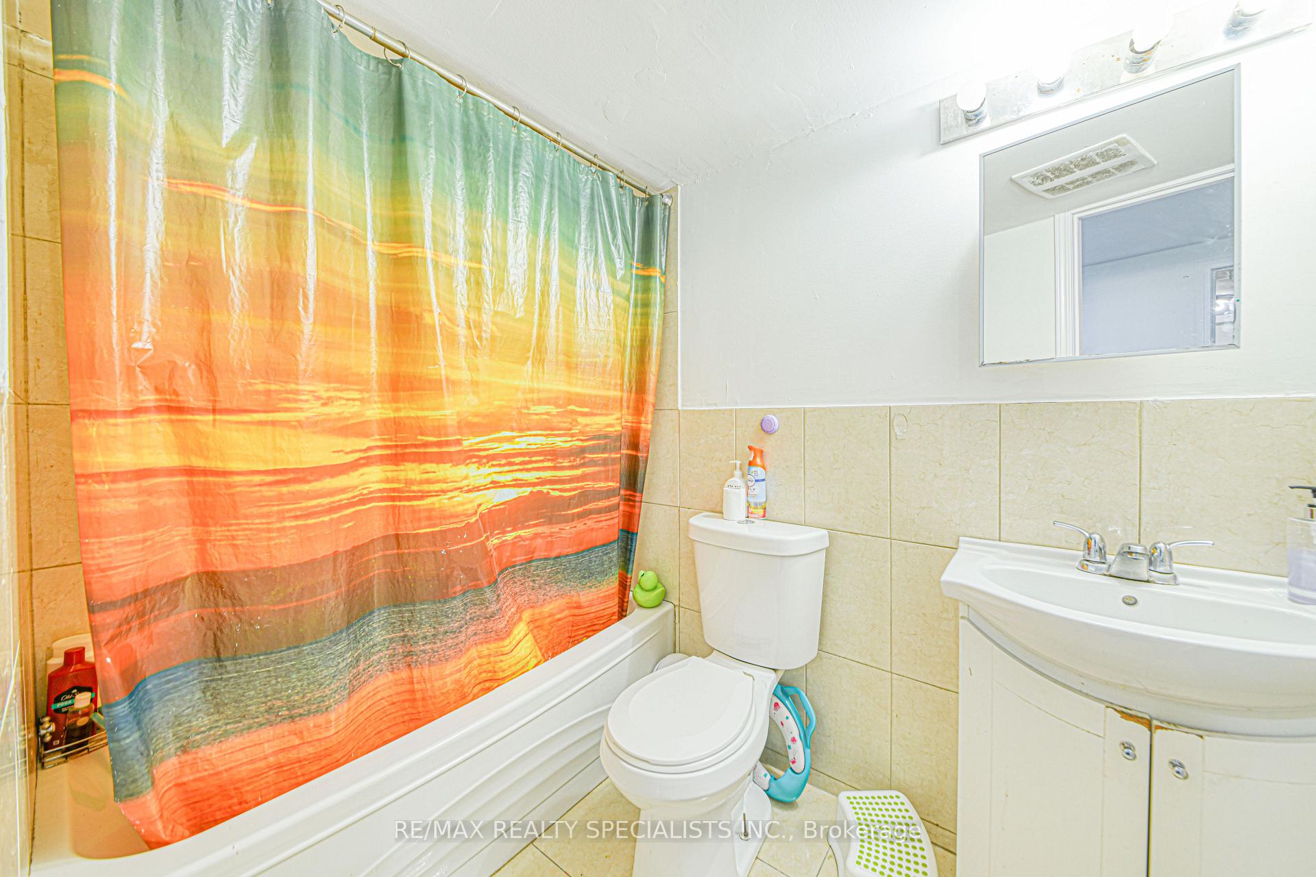 Photo 18 of 35 Softneedle Avenue, Brampton, Sandringham-Wellington — HOMEH