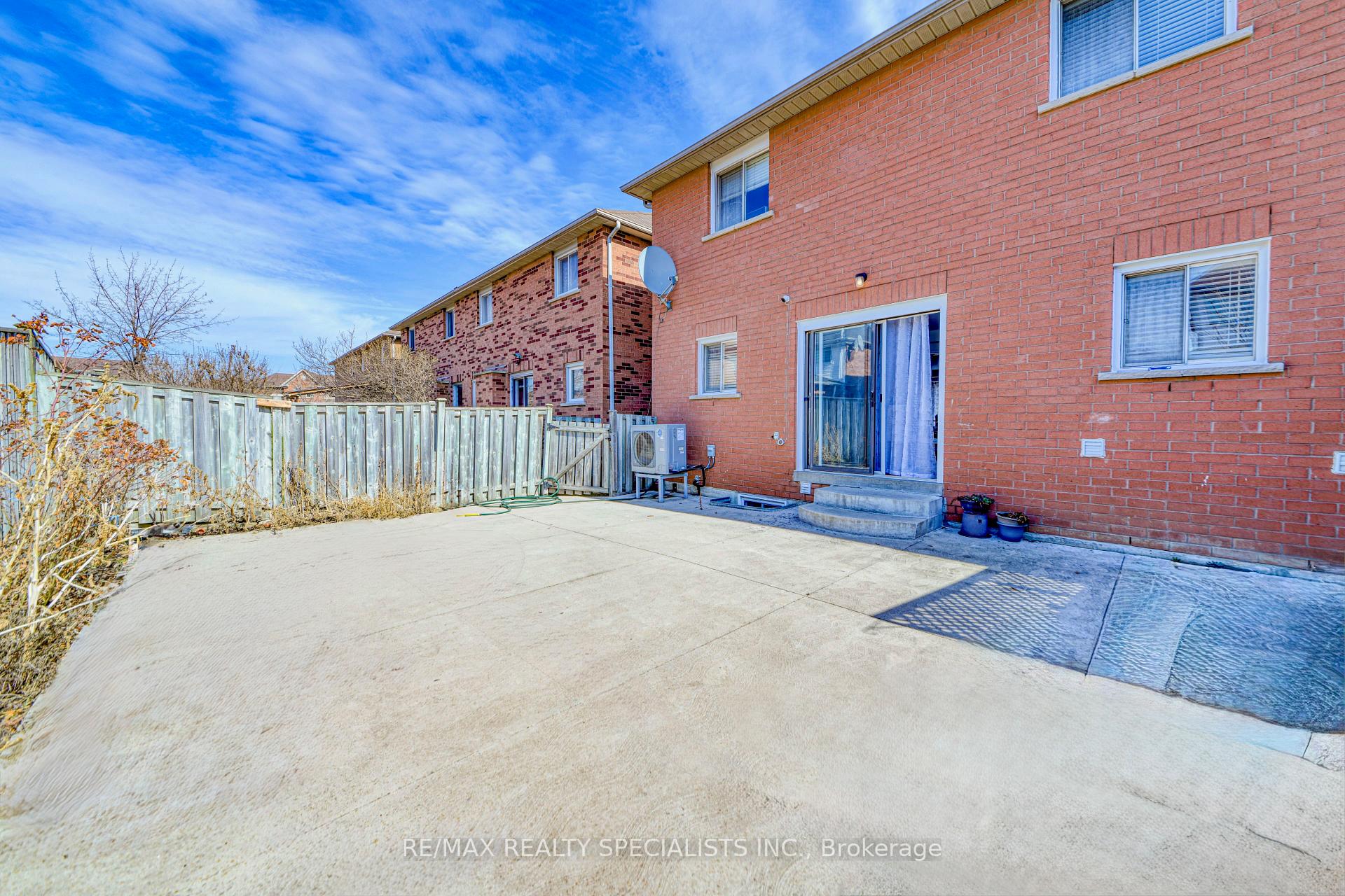 Photo 20 of 35 Softneedle Avenue, Brampton, Sandringham-Wellington — HOMEH