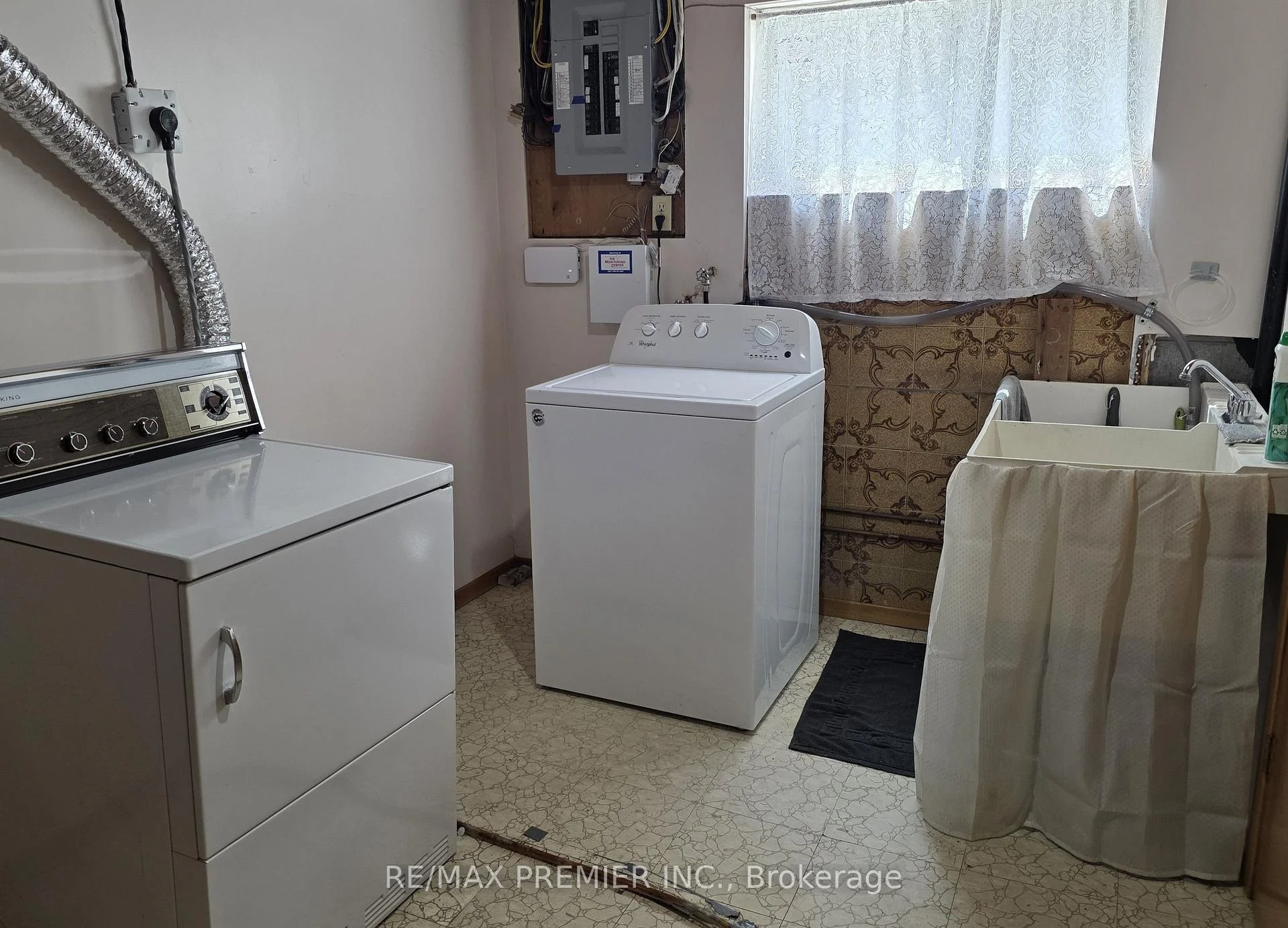 Photo 20 of Unit Bsmt, 86 Harris Crescent, Vaughan, West Woodbridge — HOMEH