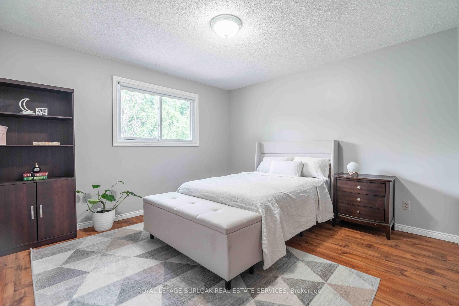 Photo 16 of 1262 Upper Gage Avenue, Hamilton, Randall — HOMEH