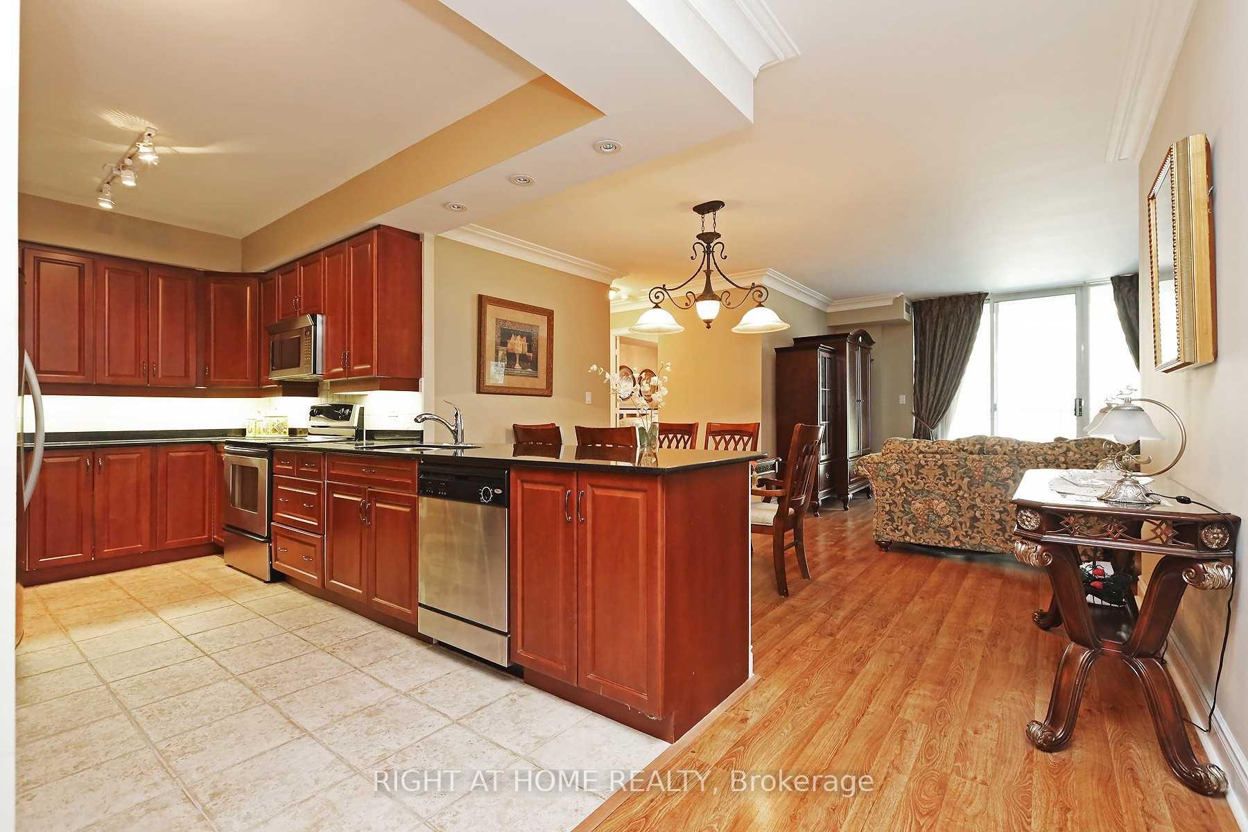 Photo 4 of Unit 615, 38 William Carson Crescent, North York, St. Andrew-Windfields — HOMEH