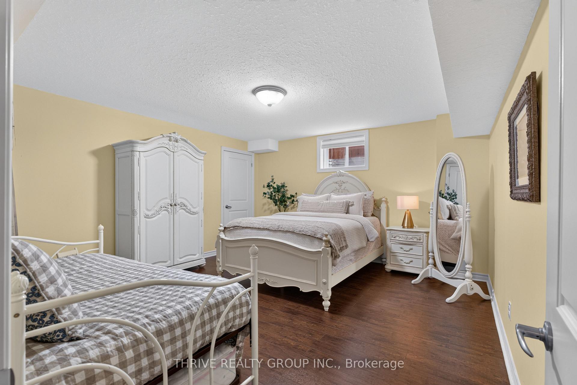 Photo 33 of 46 Riness Drive, Thames Centre, Dorchester — HOMEH