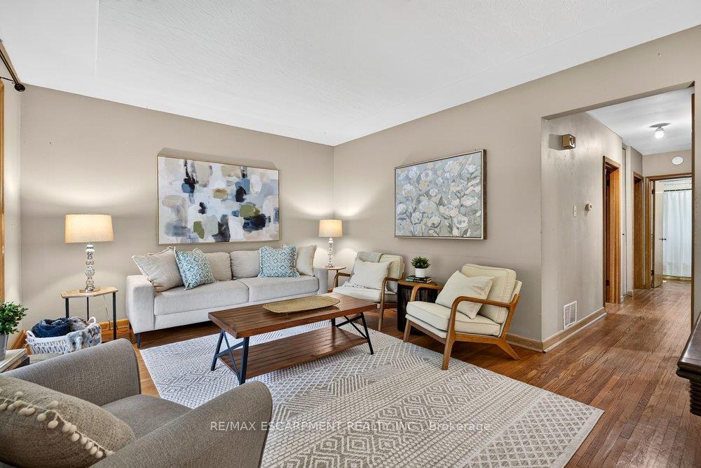 Photo 7 of 95 West 4th Street, Hamilton, Bonnington — HOMEH