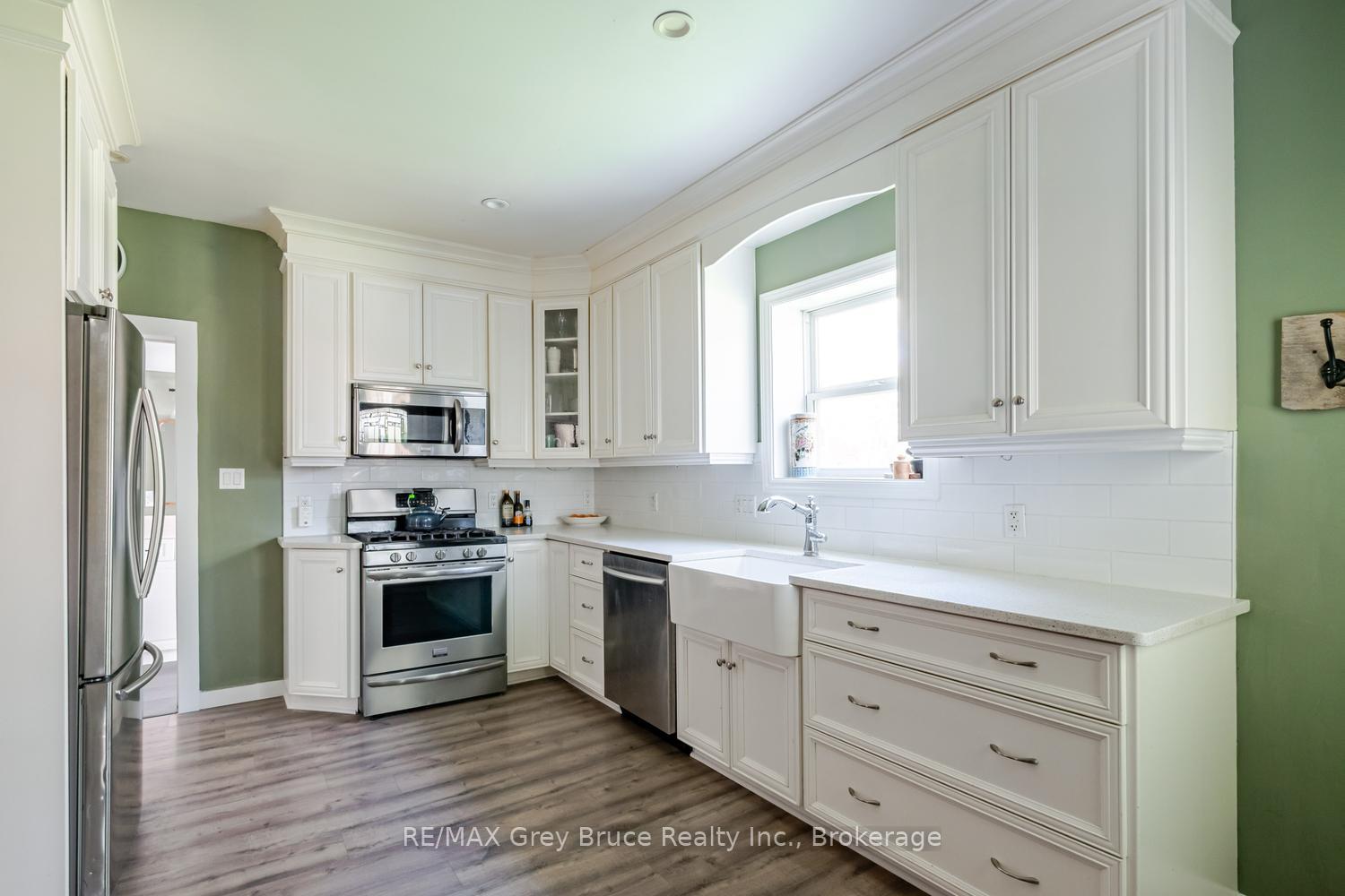 Photo 10 of 105 Main Street, Arran-Elderslie — HOMEH