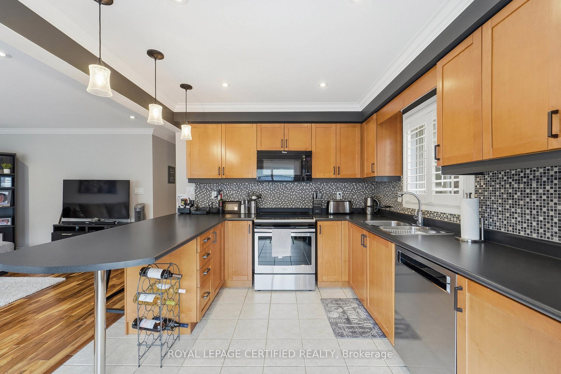 Photo 14 of 1149 Barr Crescent, Milton, Beaty — HOMEH