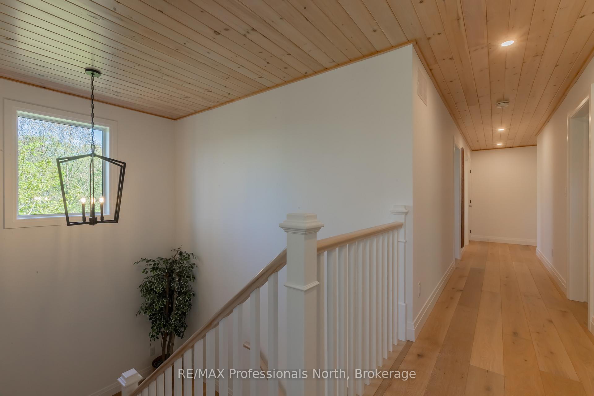 Photo 38 of 29 Natures Way, Huntsville, Brunel — HOMEH