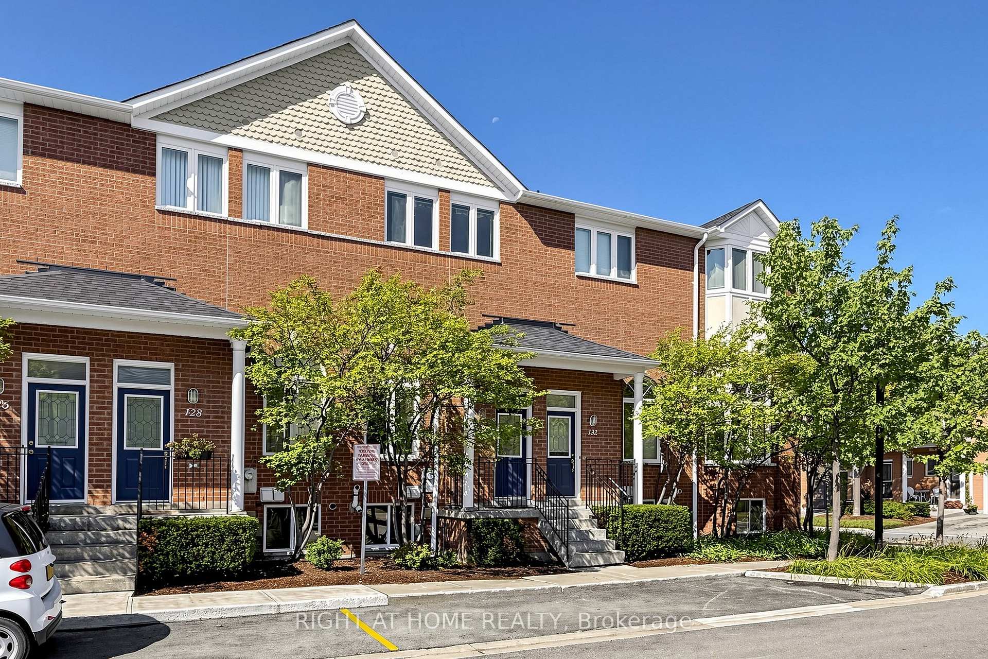 Front of Unit 130, 83 Mondeo Drive