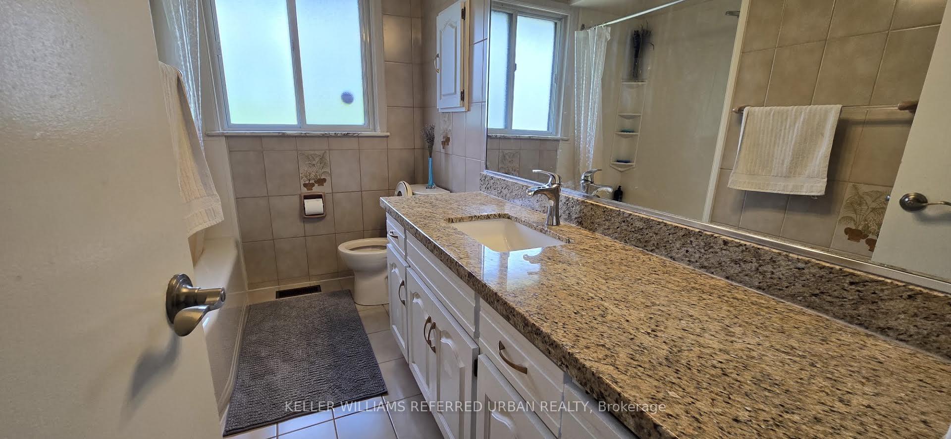 Photo 16 of Unit Upper, 49 Halkin Crescent, North York, Victoria Village — HOMEH