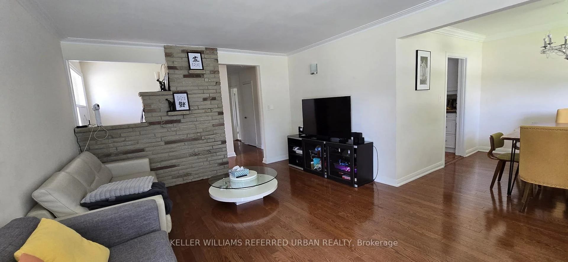 Photo 29 of Unit Upper, 49 Halkin Crescent, North York, Victoria Village — HOMEH