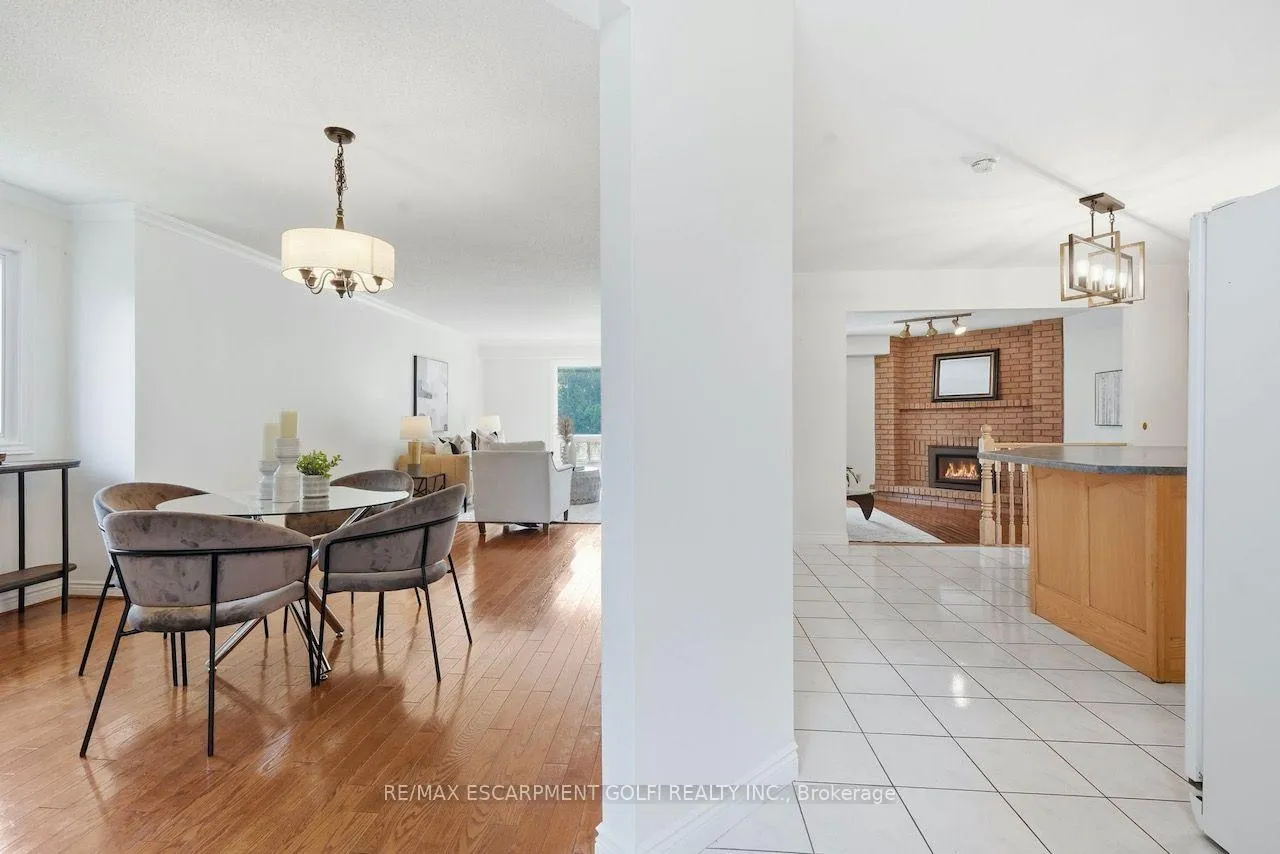 Photo 10 of 12 Sumner Crescent, Grimsby, Grimsby Beach — HOMEH