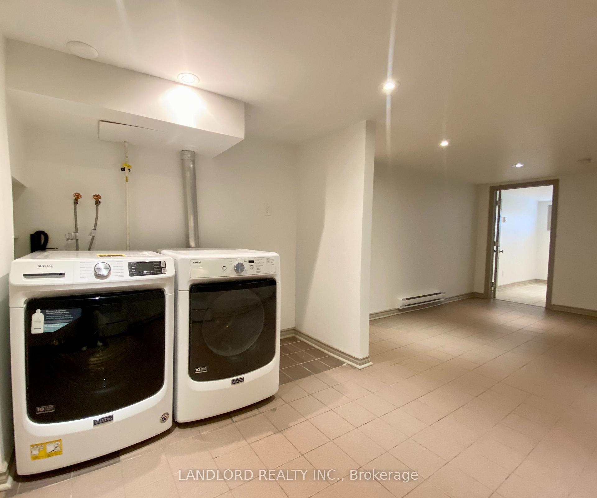 Photo 7 of Unit 5, 209 Madison Avenue, Toronto, The Annex — HOMEH