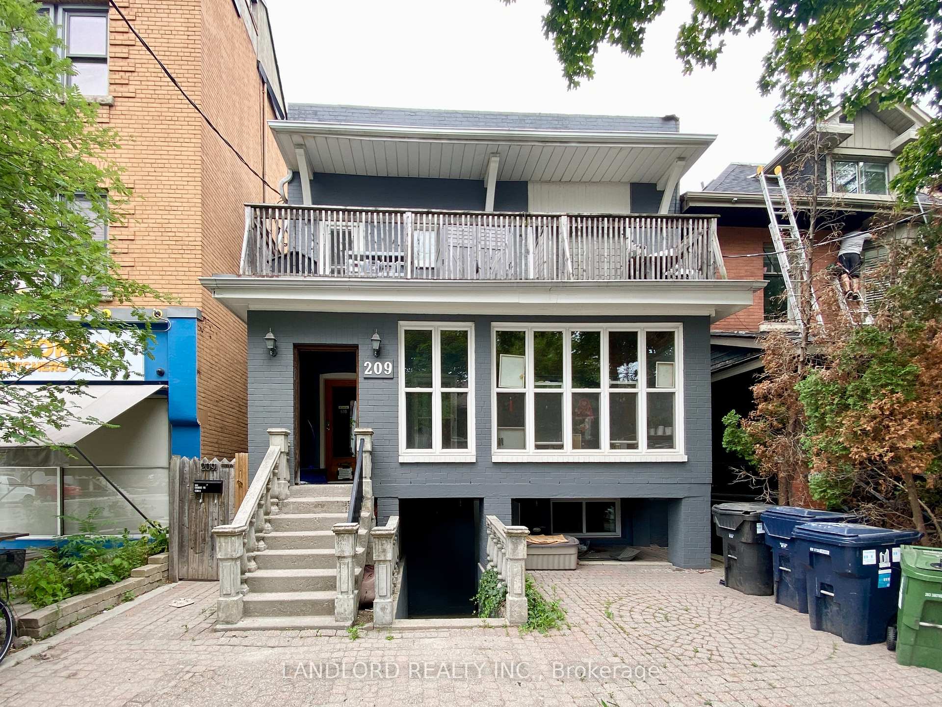 Photo 22 of Unit 5, 209 Madison Avenue, Toronto, The Annex — HOMEH
