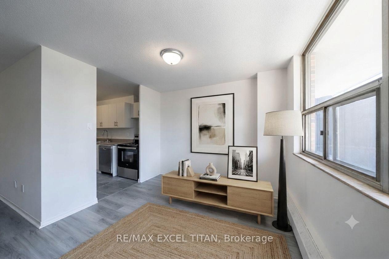 Photo 3 of Unit 402, 165 Cosburn Avenue, Toronto, Danforth Village-East York — HOMEH