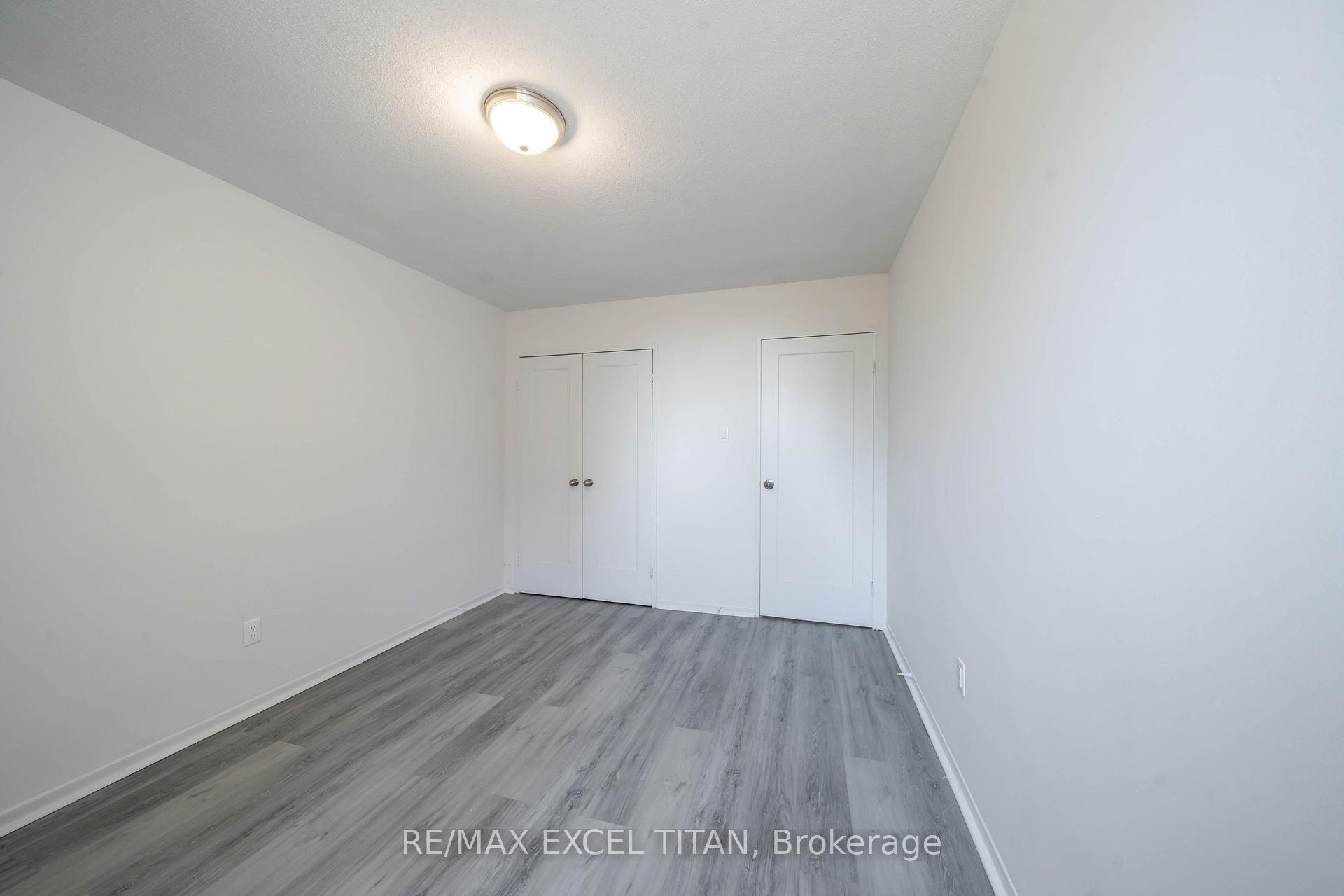 Photo 5 of Unit 402, 165 Cosburn Avenue, Toronto, Danforth Village-East York — HOMEH