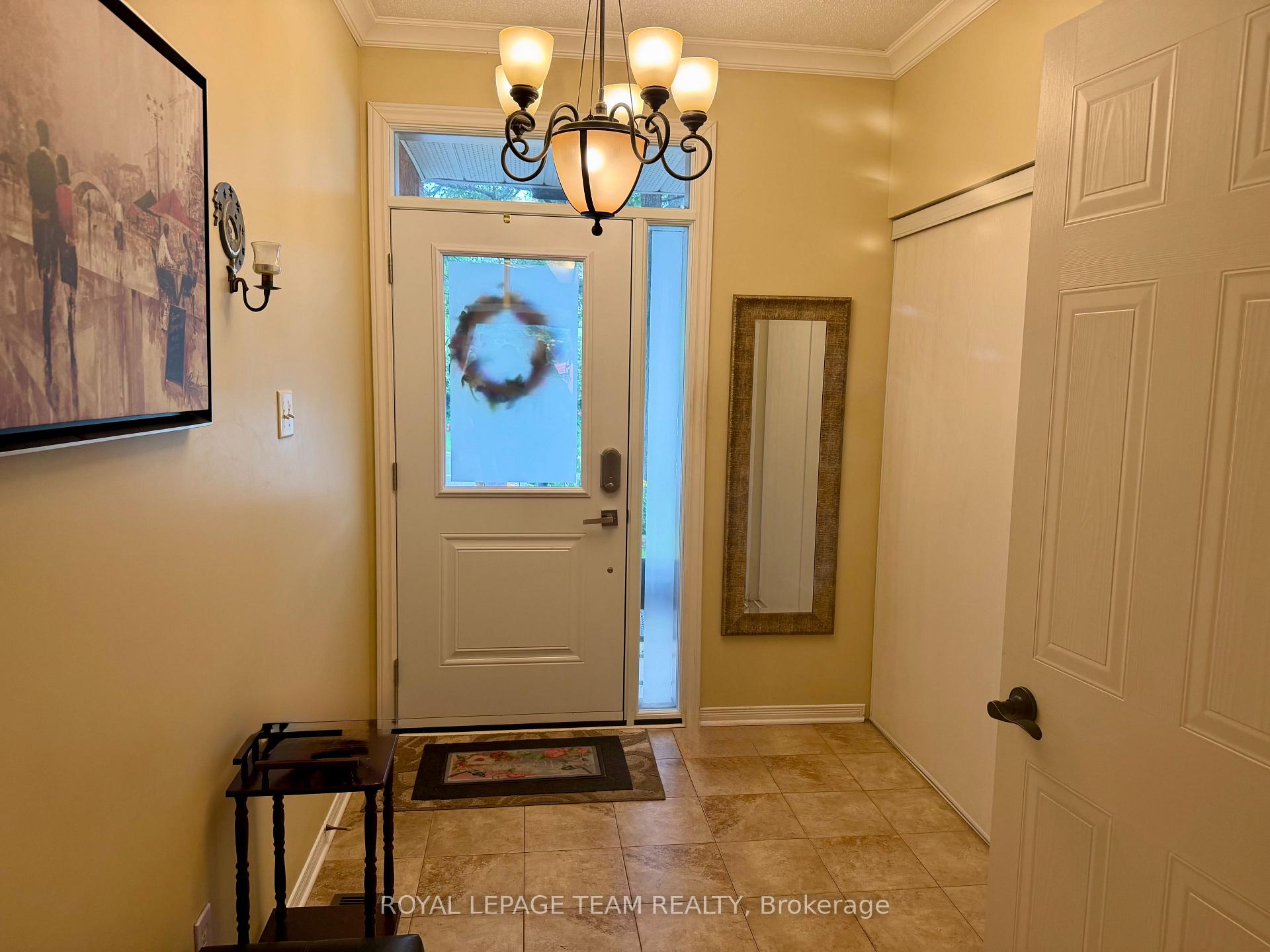 Photo 7 of 5 Chantilly Gate, Ottawa, Stittsville (North) — HOMEH