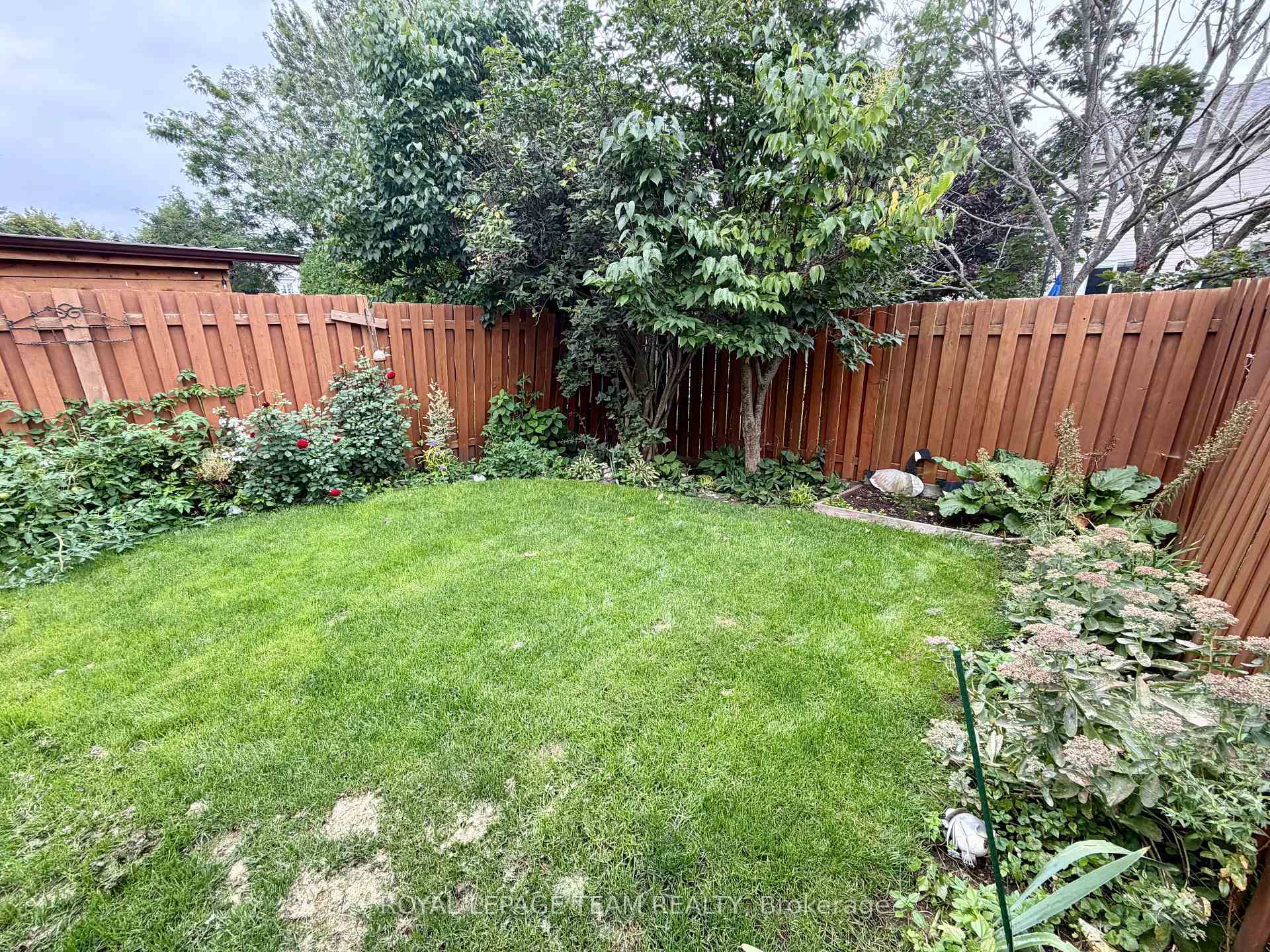 Photo 44 of 5 Chantilly Gate, Ottawa, Stittsville (North) — HOMEH