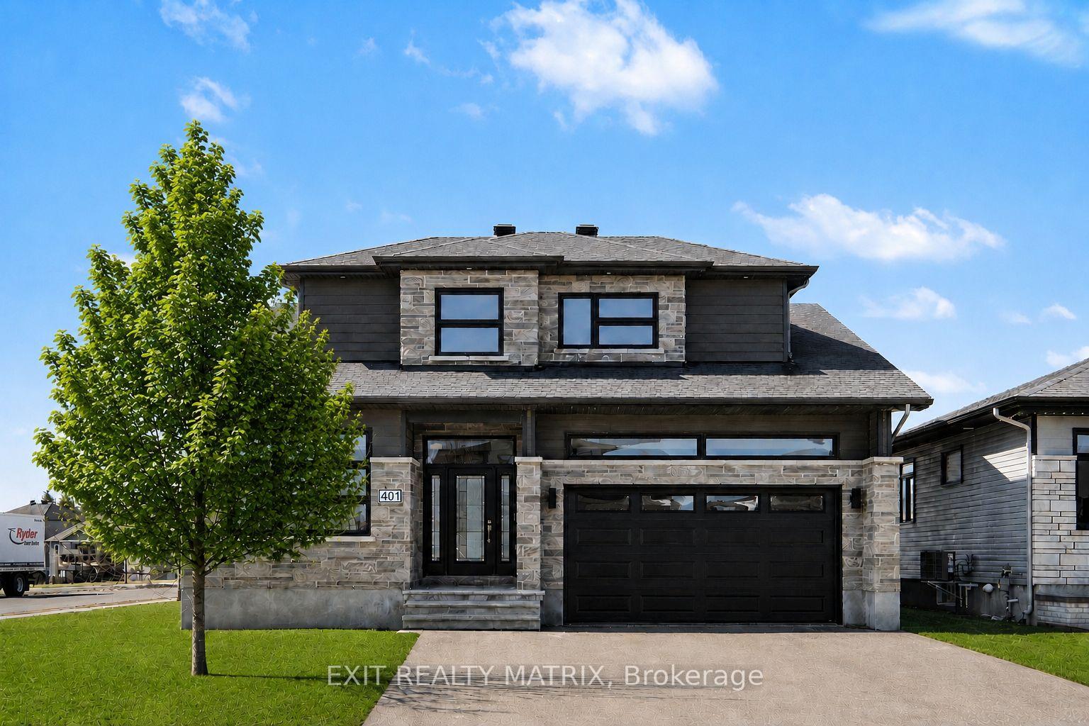 Photo of 401 Bruges Street