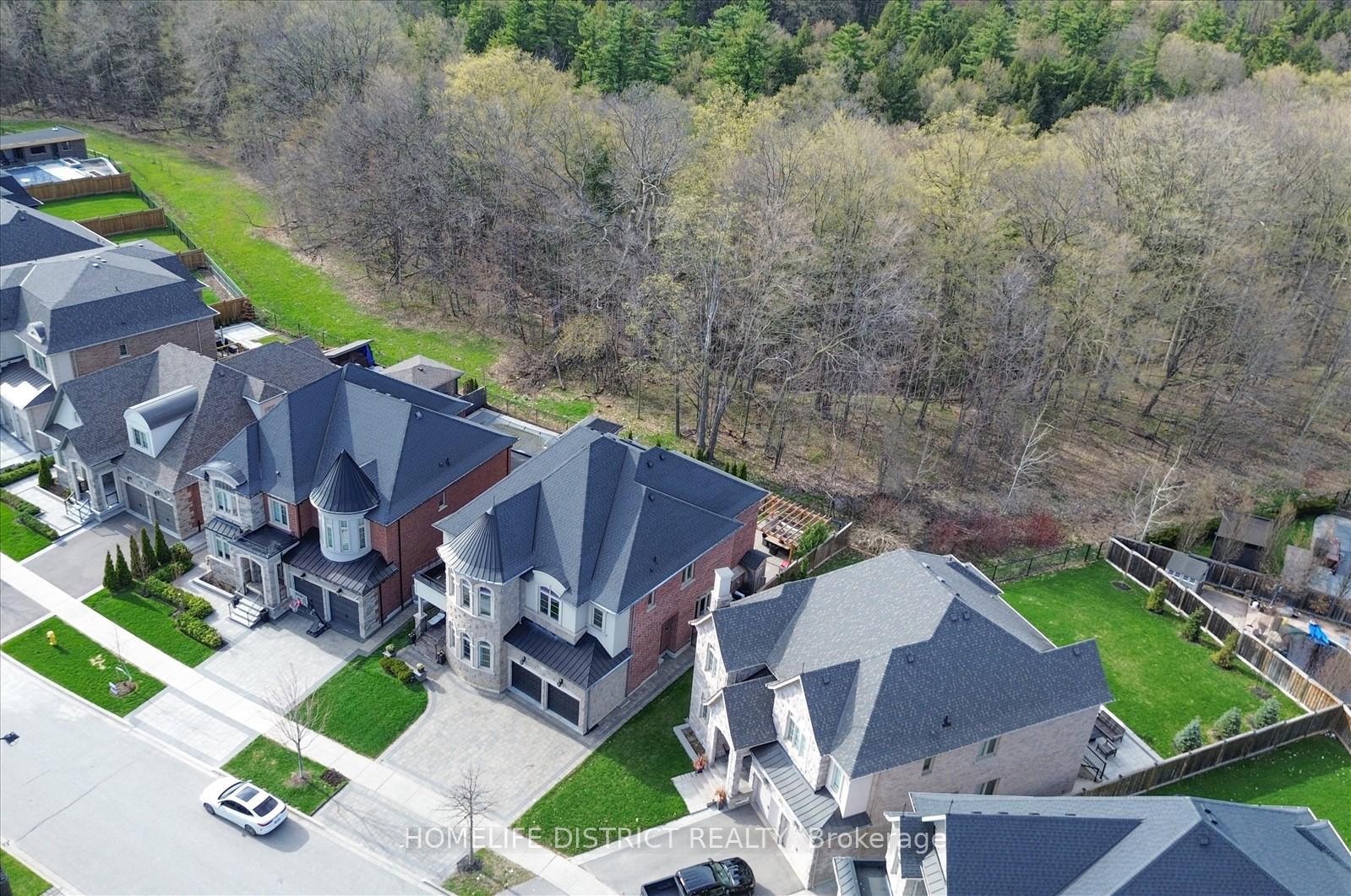 Photo 5 of 210 Cannes Avenue, Vaughan, Vellore Village — HOMEH