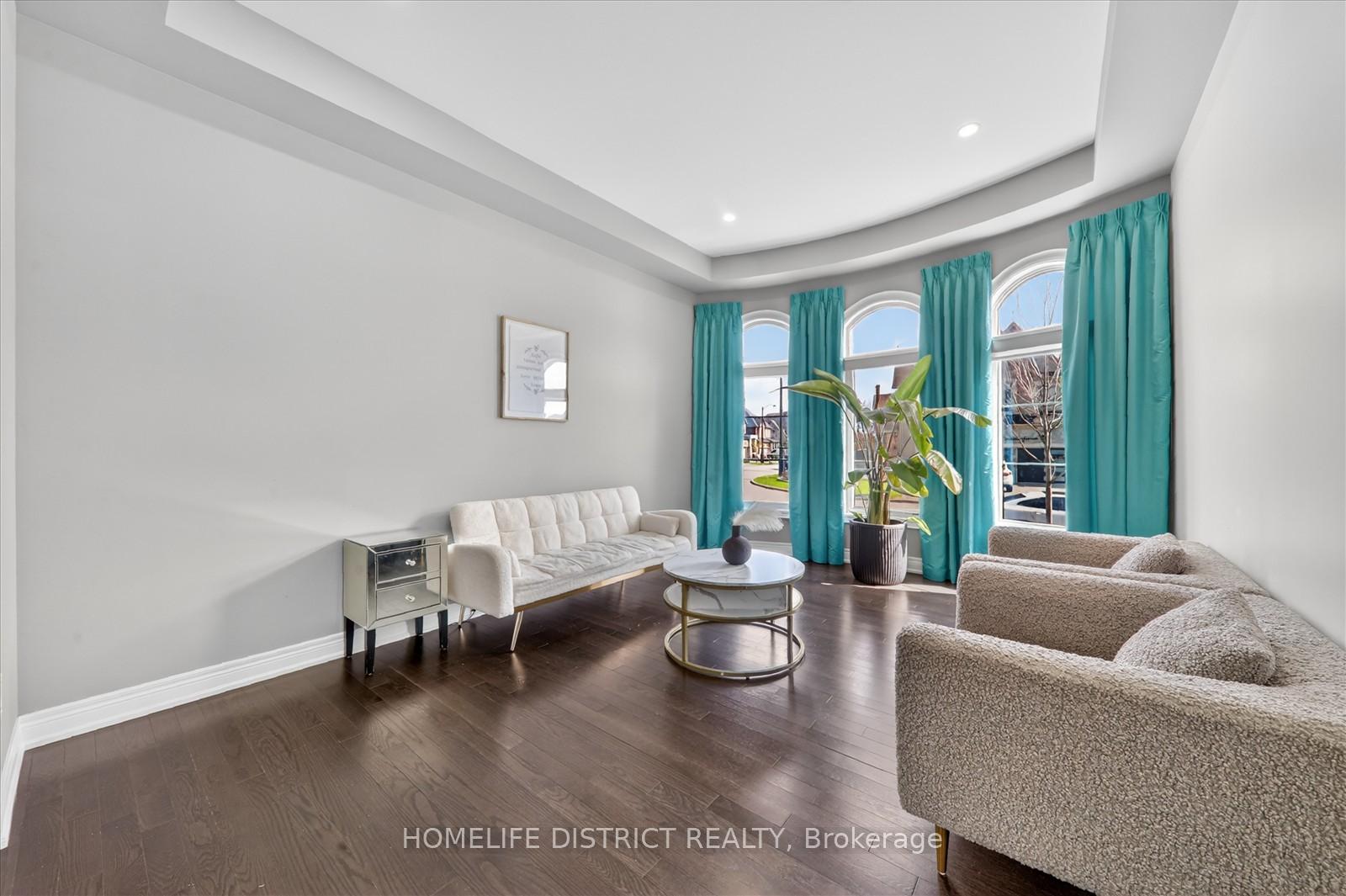 Photo 6 of 210 Cannes Avenue, Vaughan, Vellore Village — HOMEH