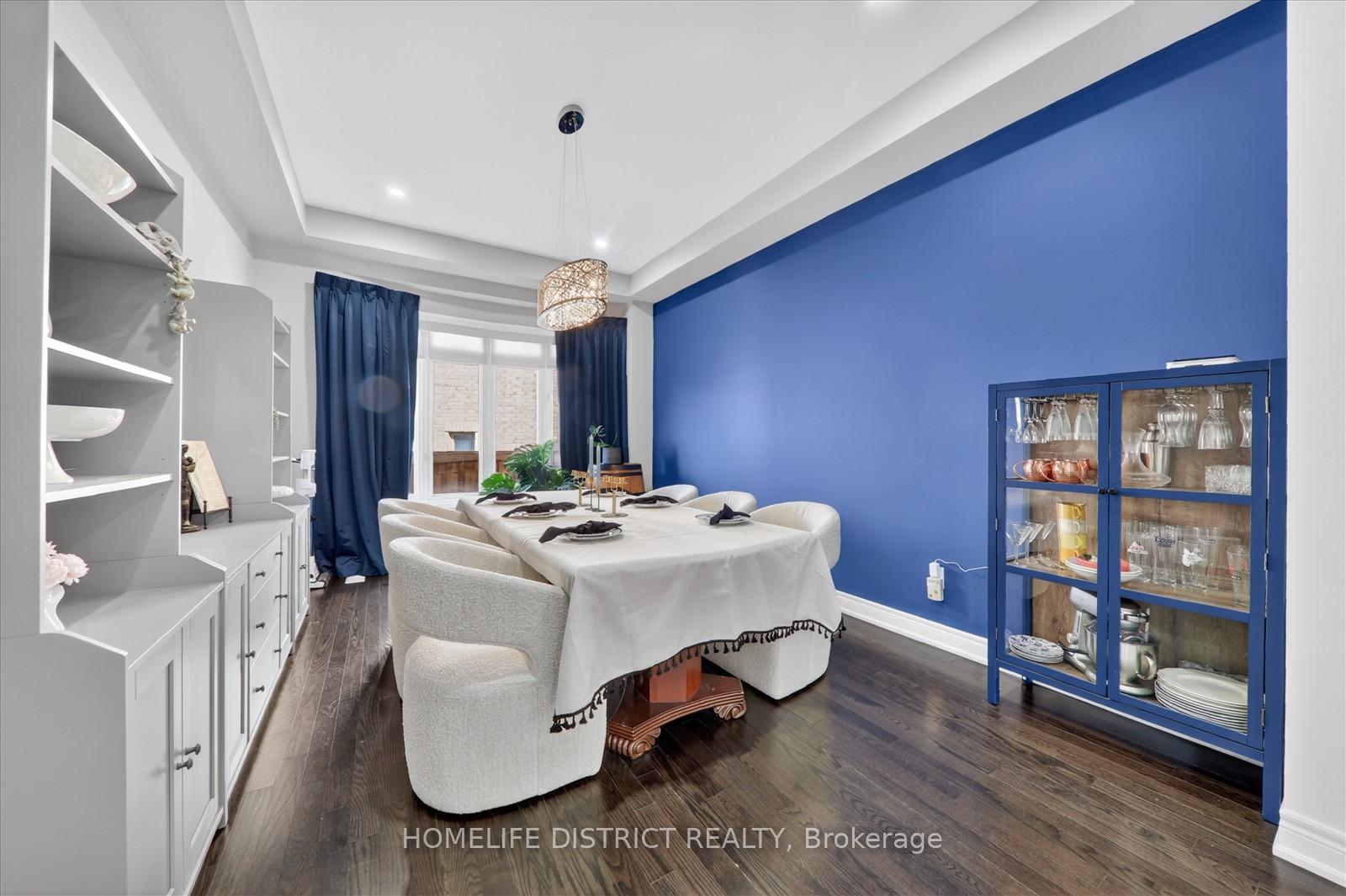 Photo 12 of 210 Cannes Avenue, Vaughan, Vellore Village — HOMEH